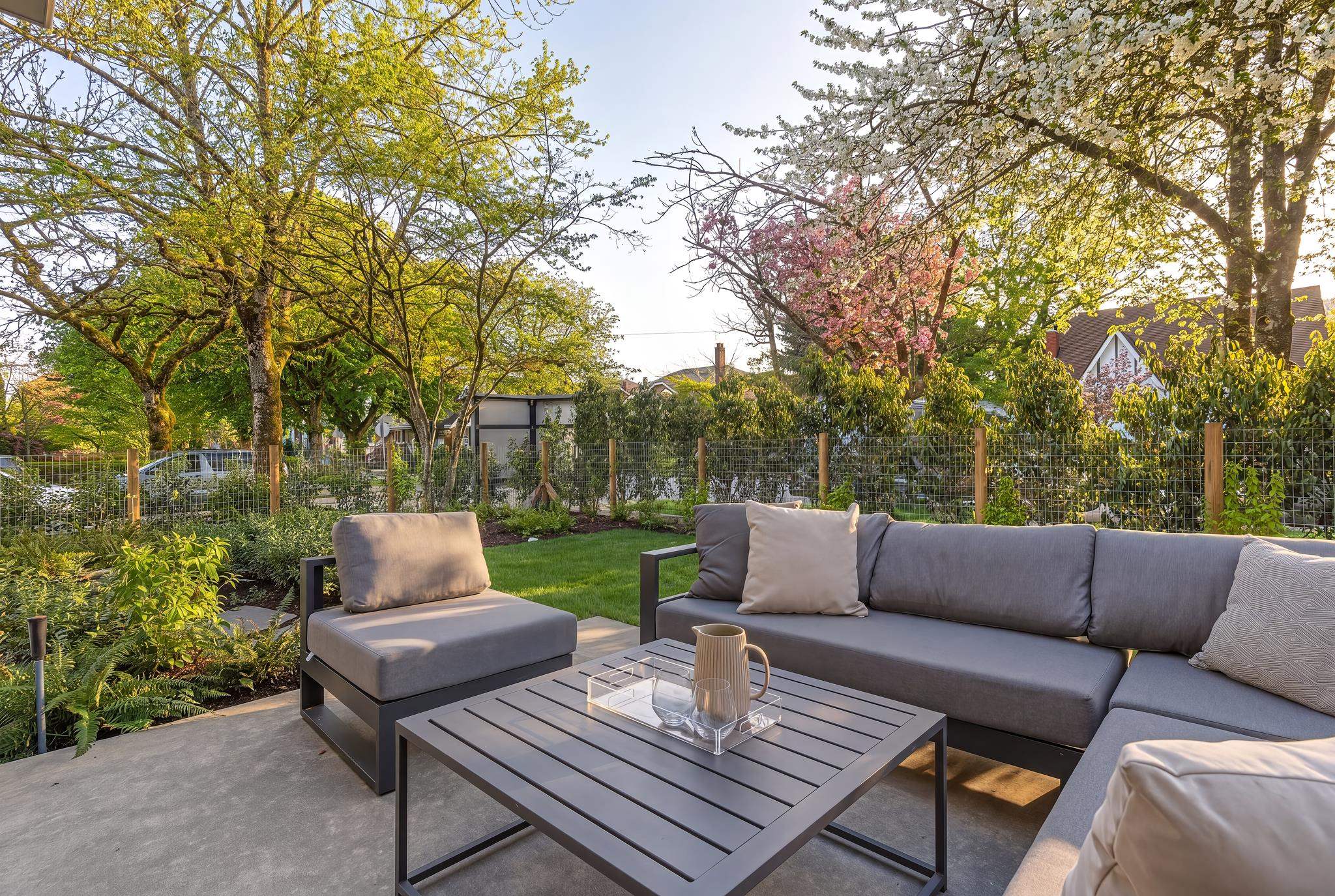 1 2830 MUSQUEAMVIEW STREET Unit: 1