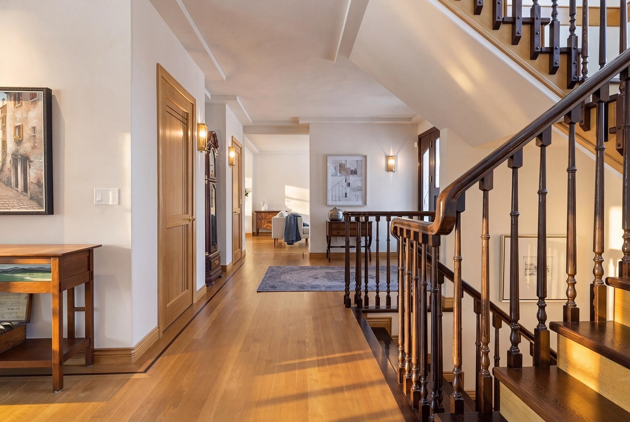 588 LOWRY LANE
