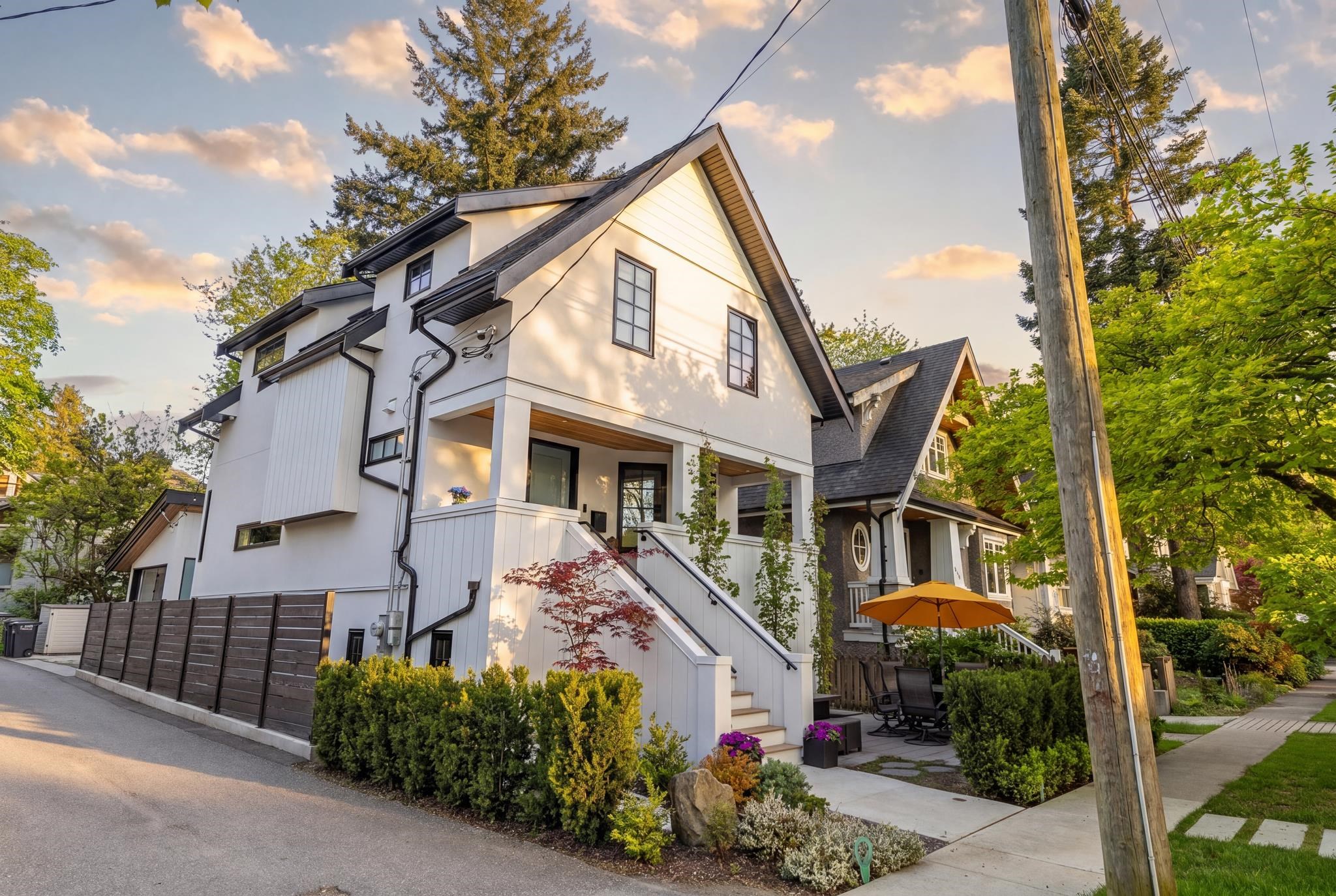 820 W 23RD AVENUE
