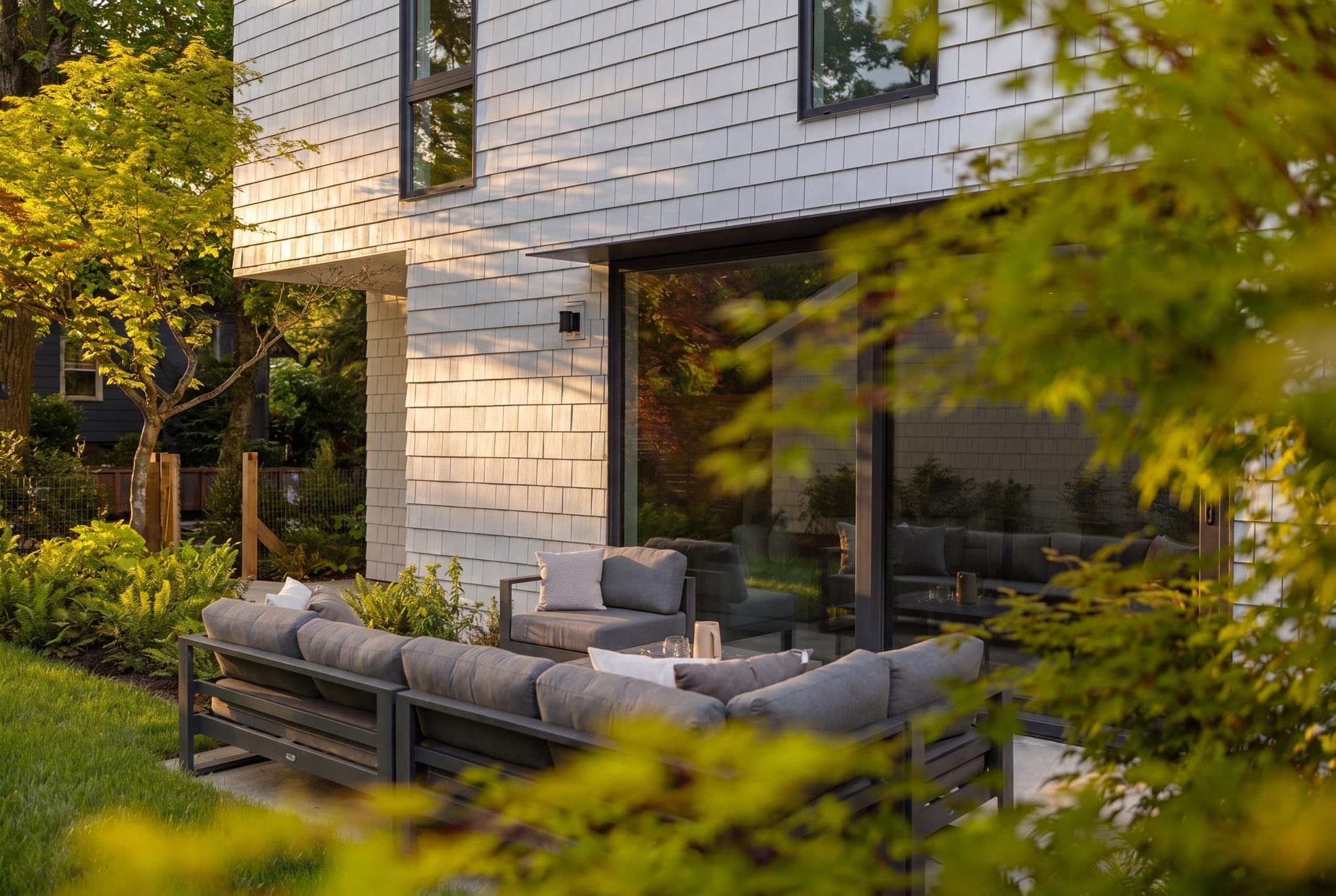 2 2830 MUSQUEAMVIEW STREET Unit: 2