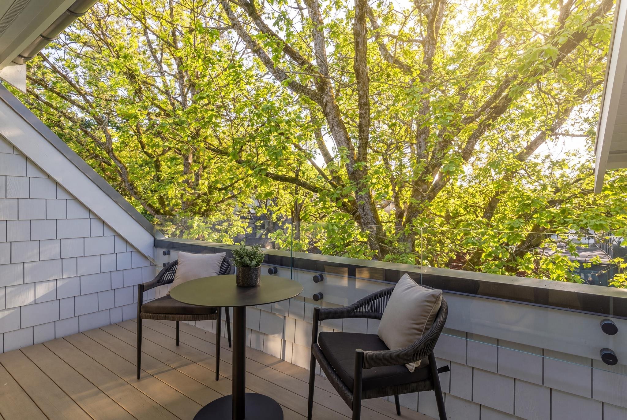 2 2830 MUSQUEAMVIEW STREET Unit: 2