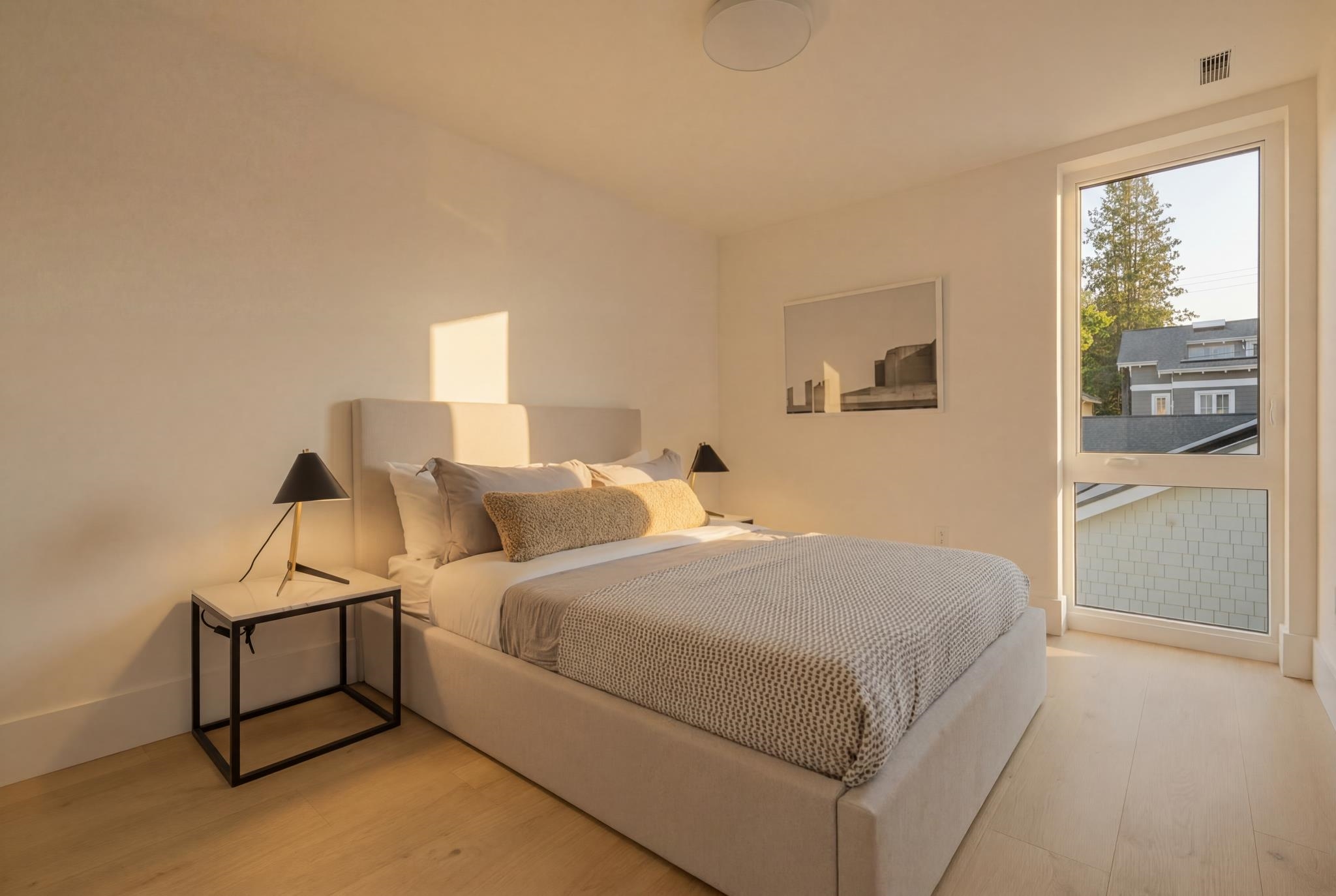 2 2830 MUSQUEAMVIEW STREET Unit: 2