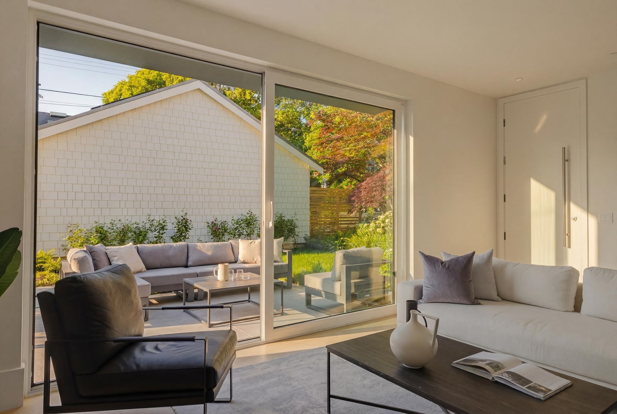2 2830 MUSQUEAMVIEW STREET Unit: 2