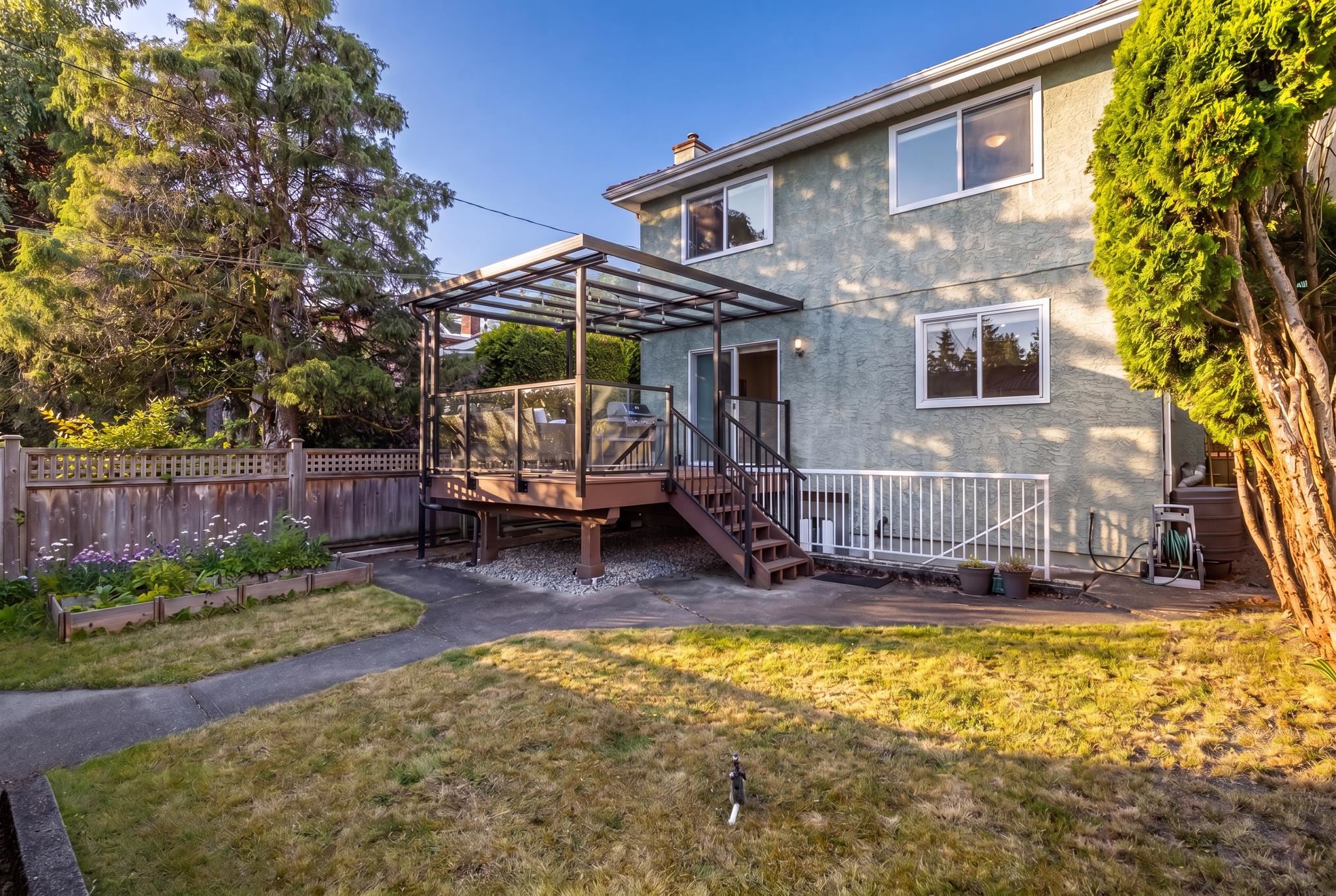 2950 W 15TH AVENUE