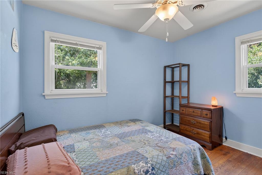1370 Boxwood CIR
