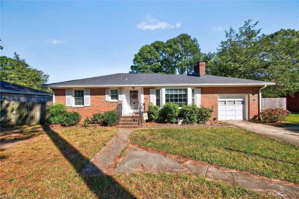 4959 Briarwood LN