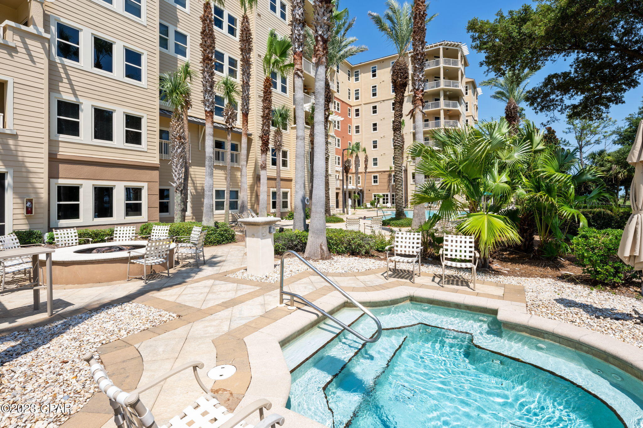 4050 Marriott Dr Drive 3607