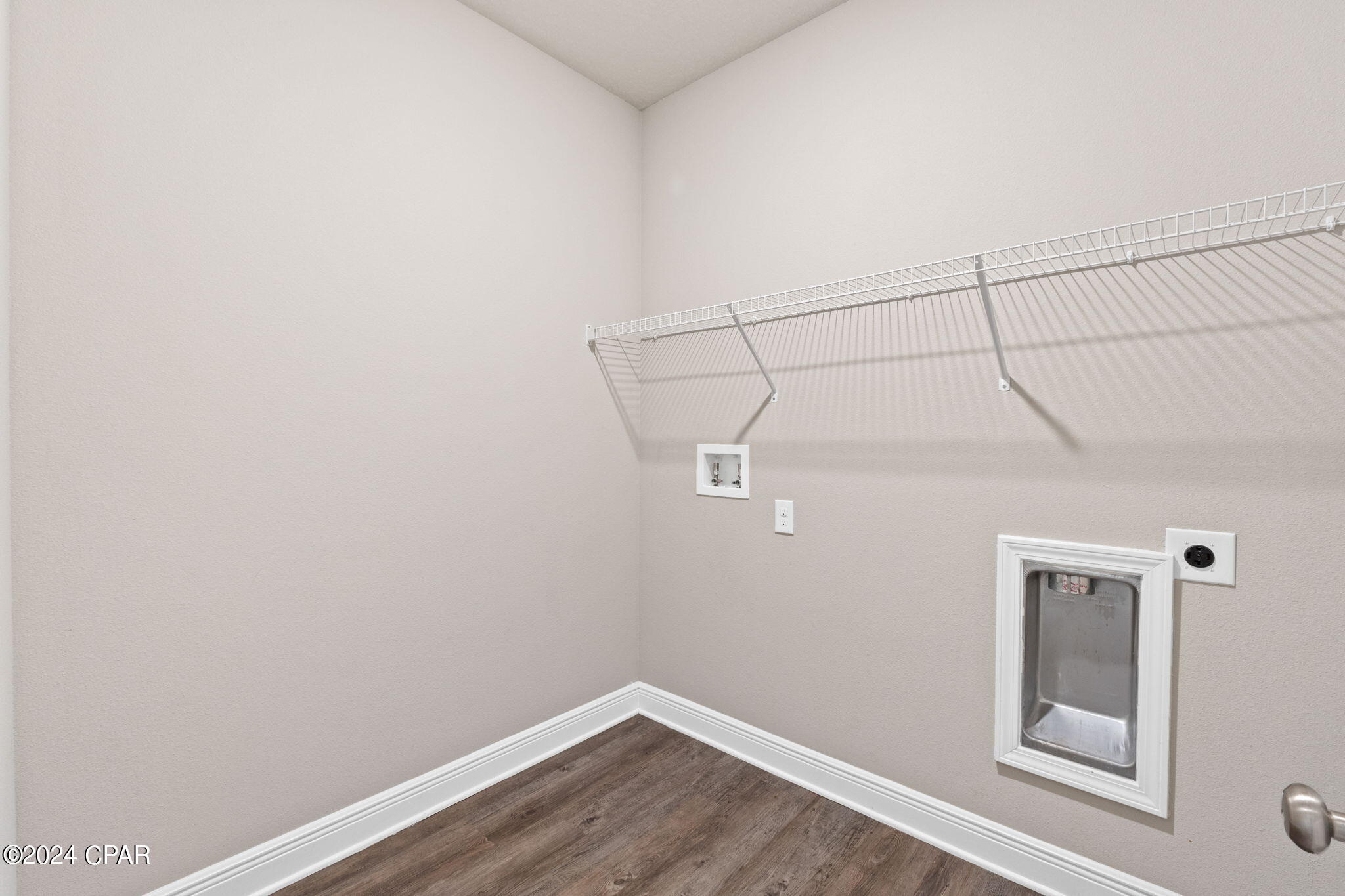 338 Emerald Cove Street