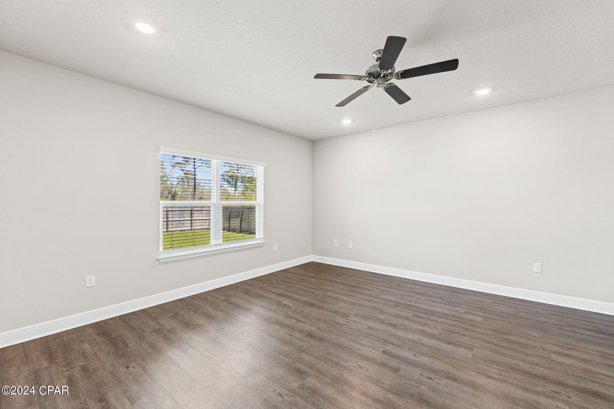 338 Emerald Cove Street