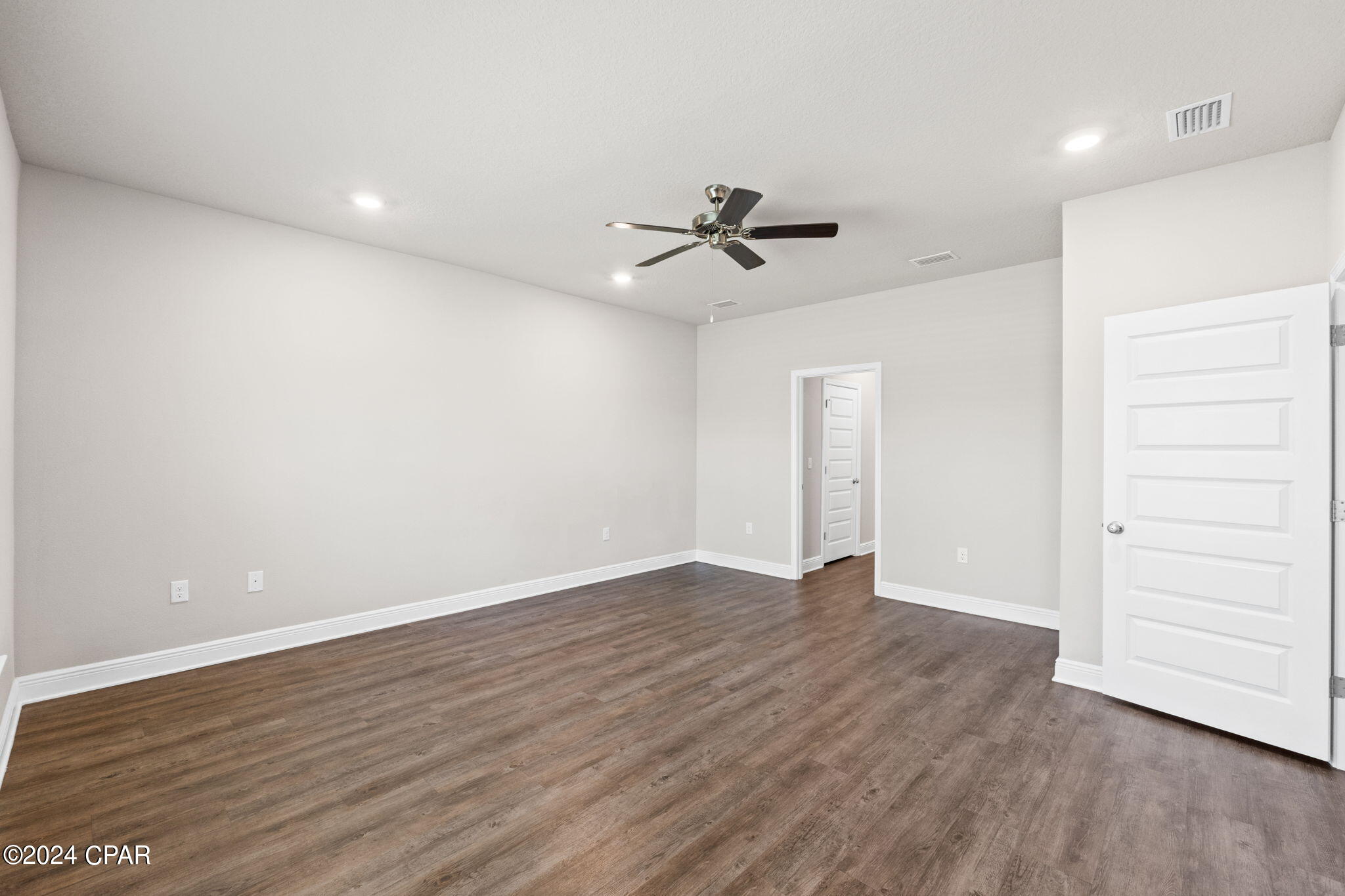 338 Emerald Cove Street