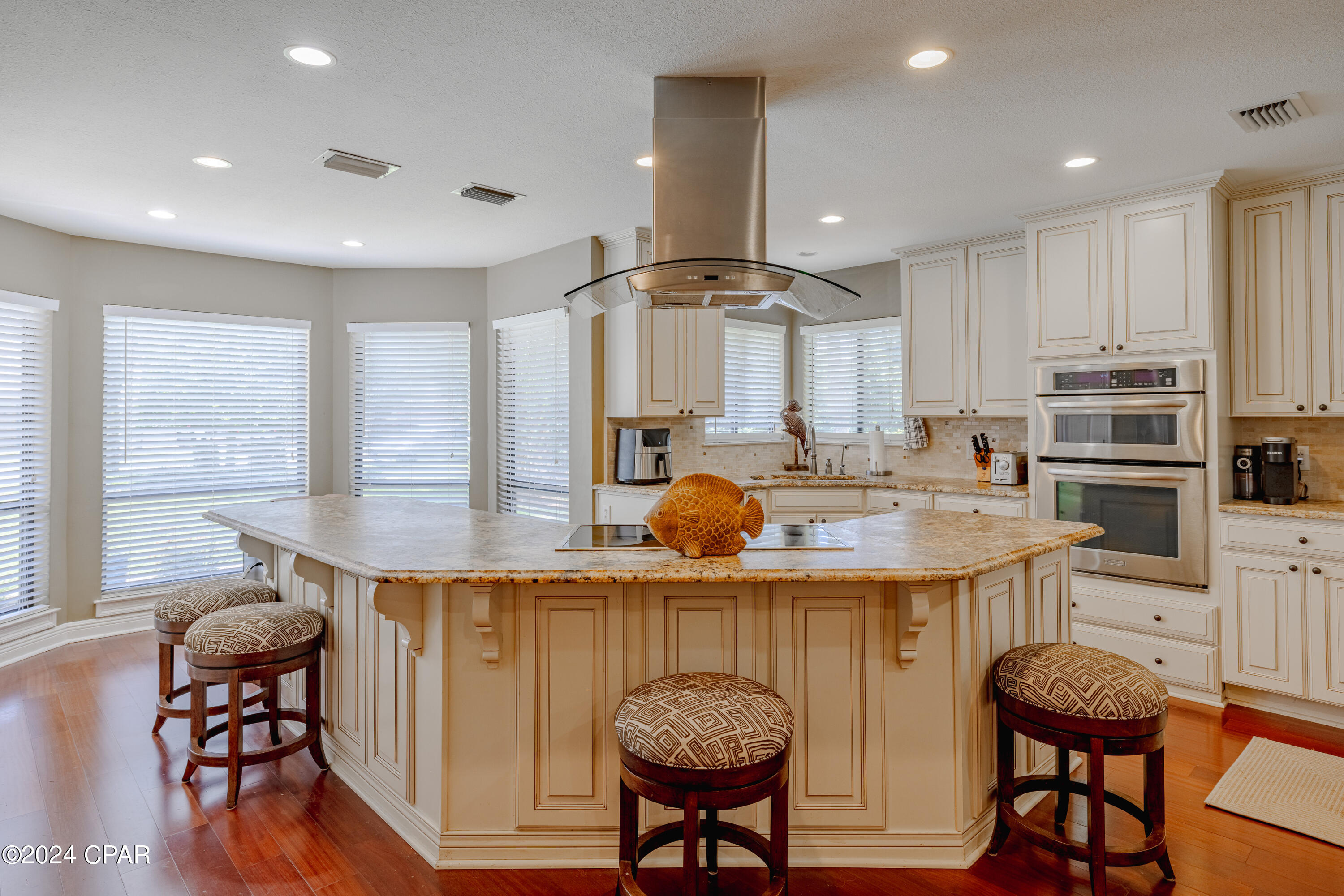 237 Fairway Boulevard