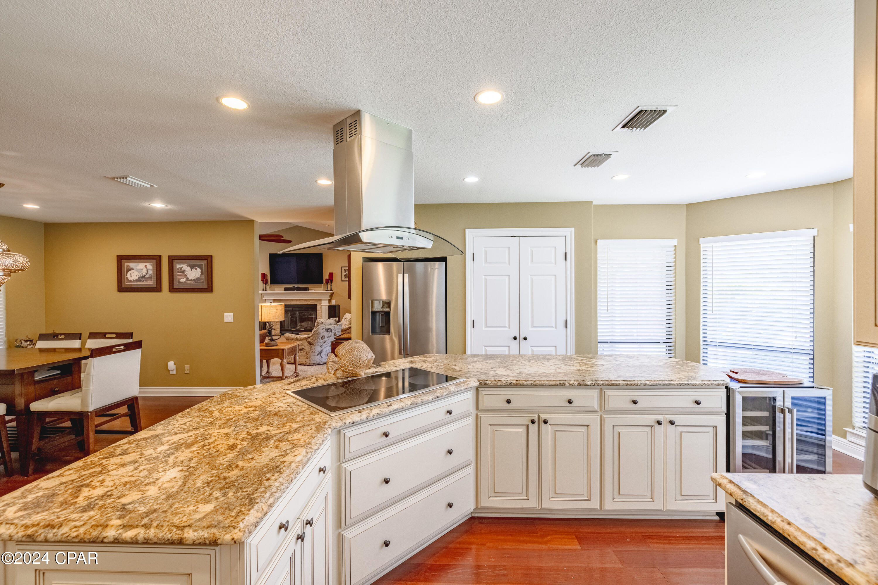 237 Fairway Boulevard