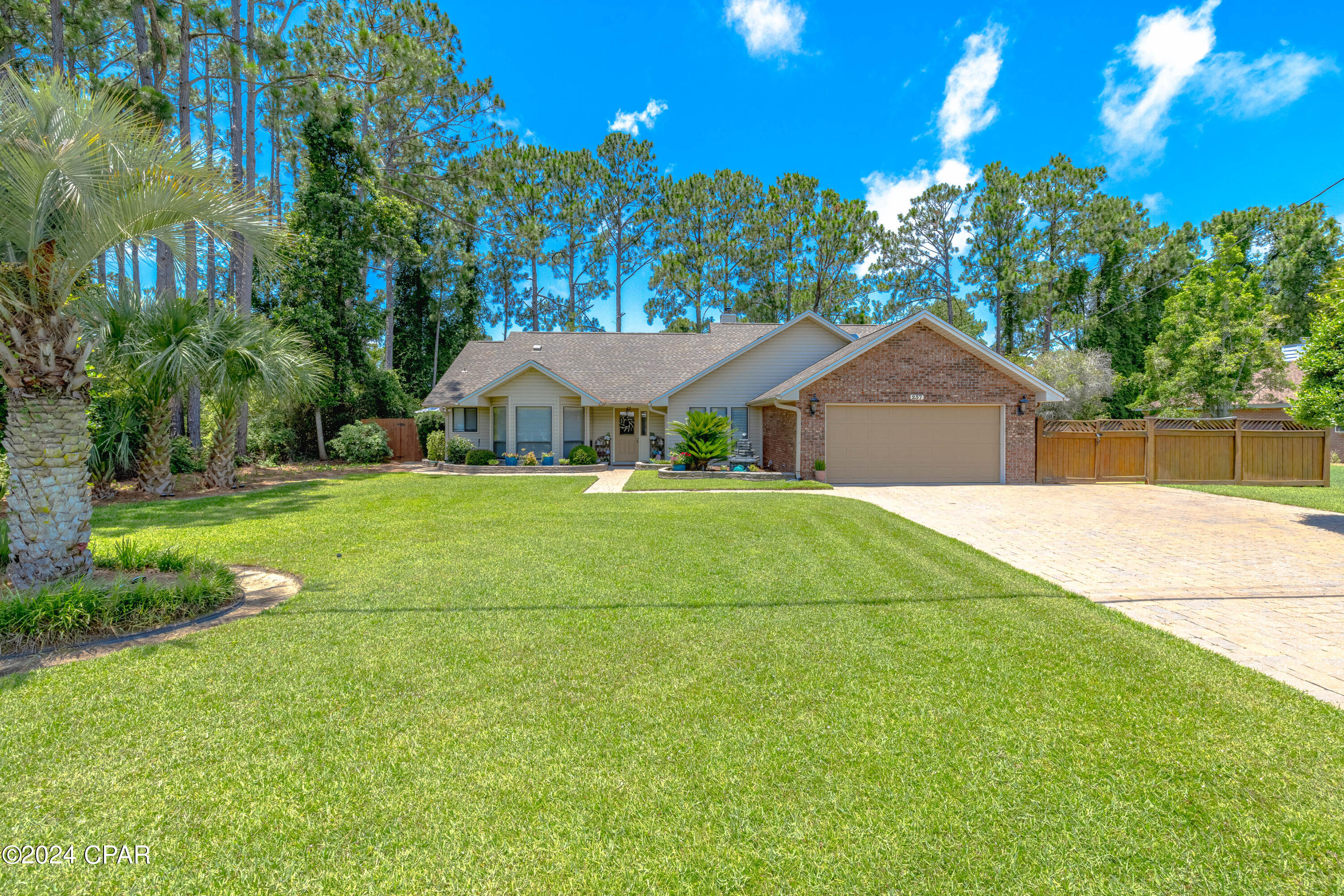 237 Fairway Boulevard