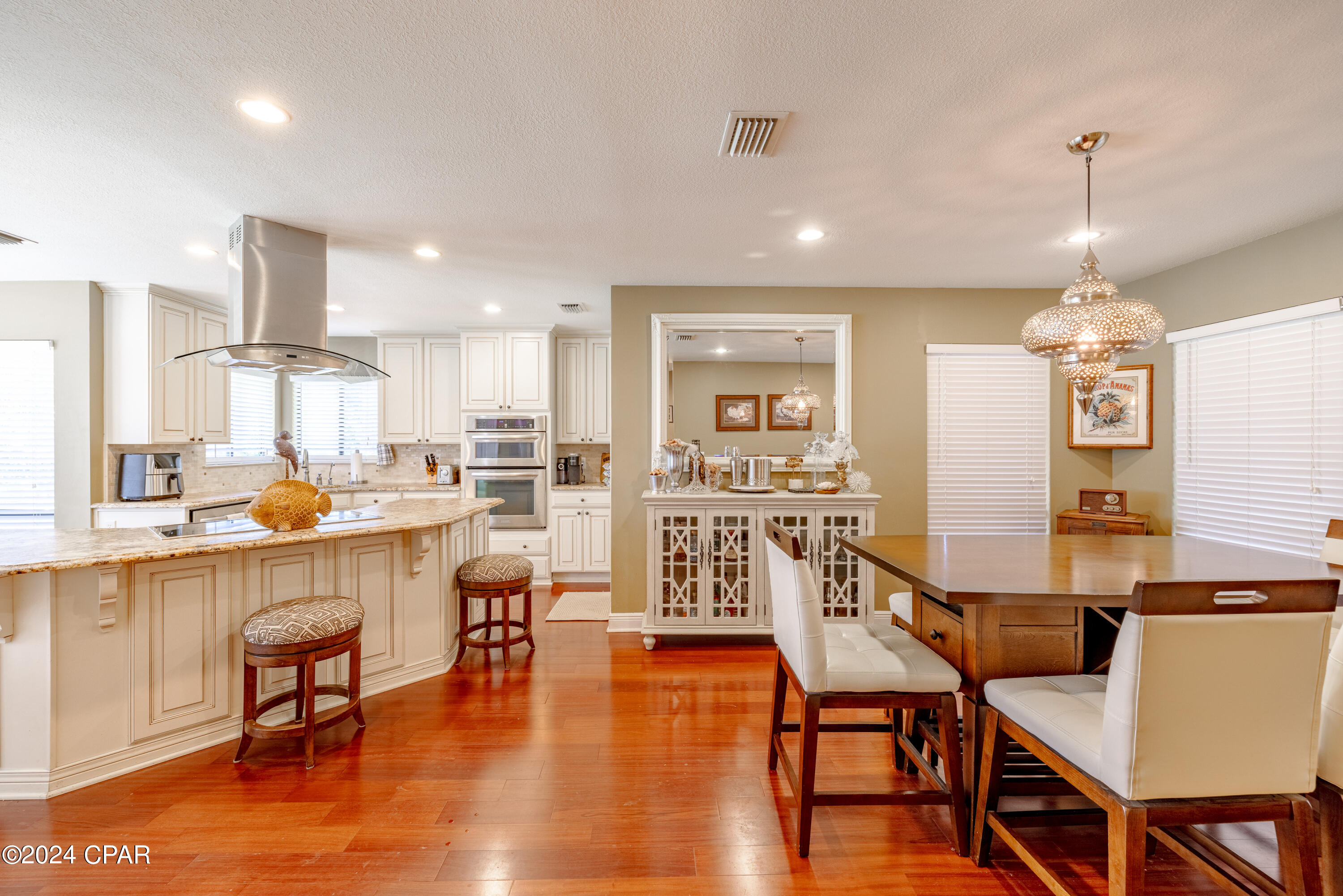 237 Fairway Boulevard