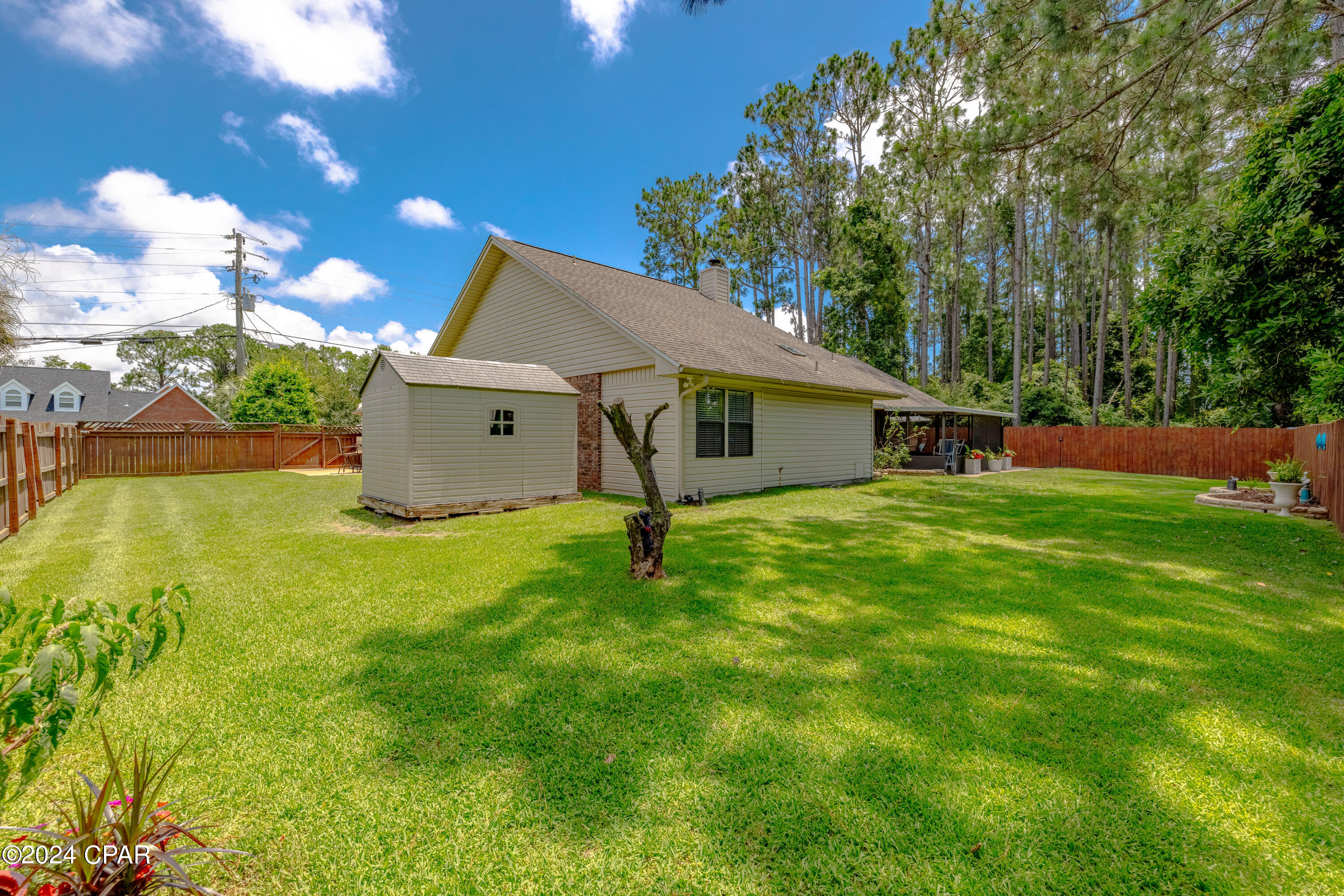 237 Fairway Boulevard