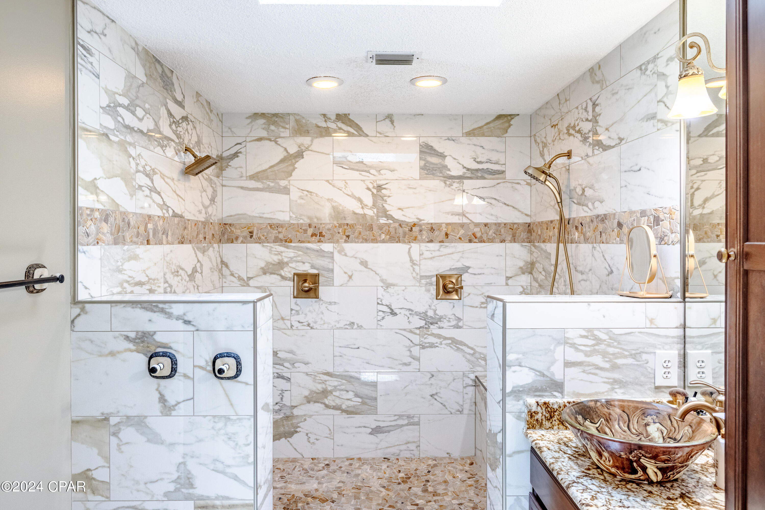 237 Fairway Boulevard