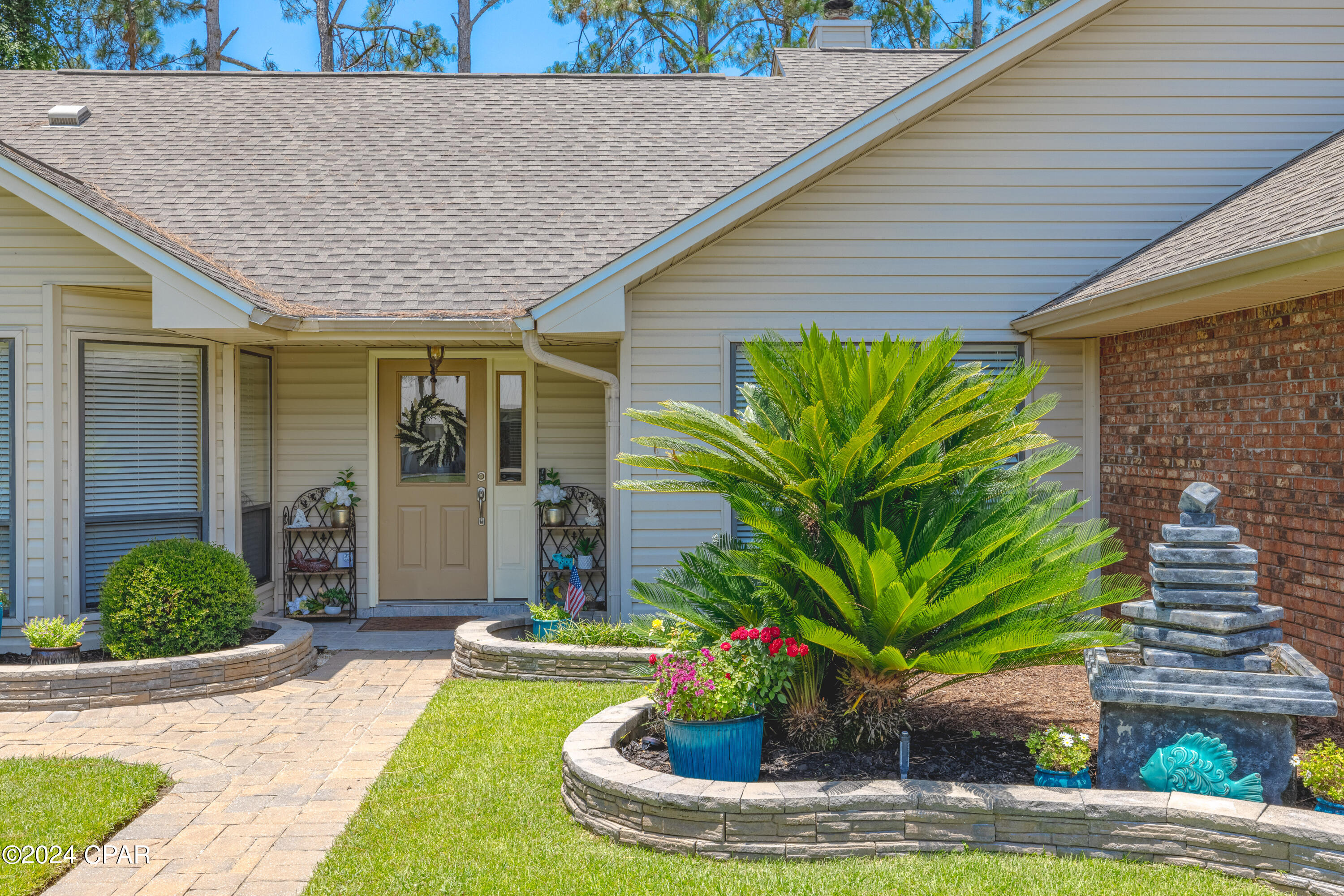 237 Fairway Boulevard