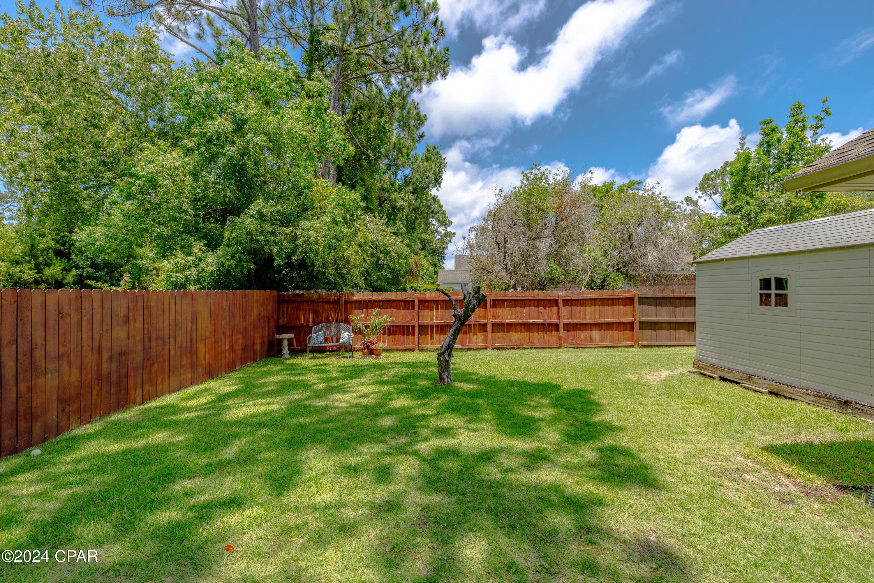 237 Fairway Boulevard