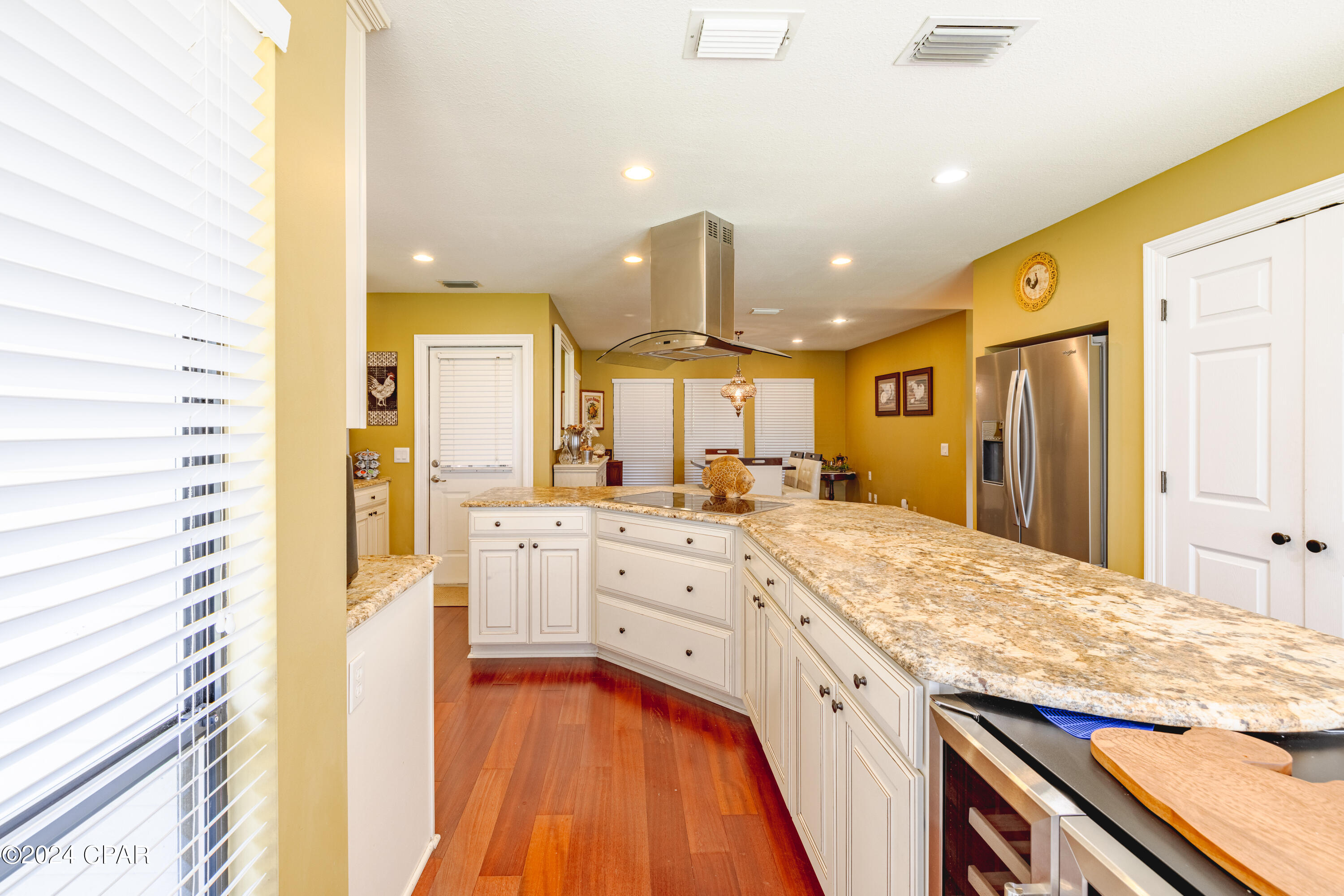 237 Fairway Boulevard