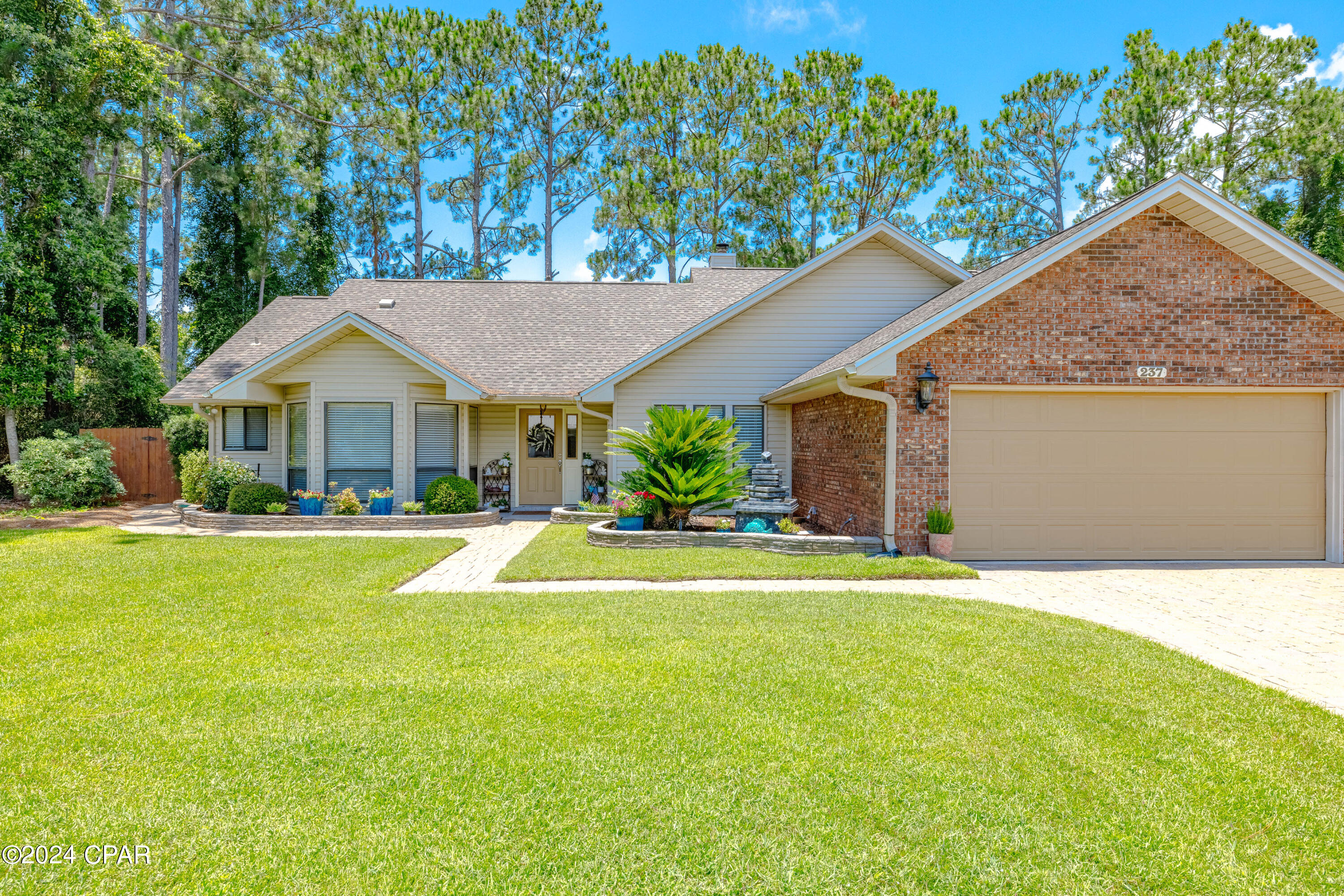 237 Fairway Boulevard