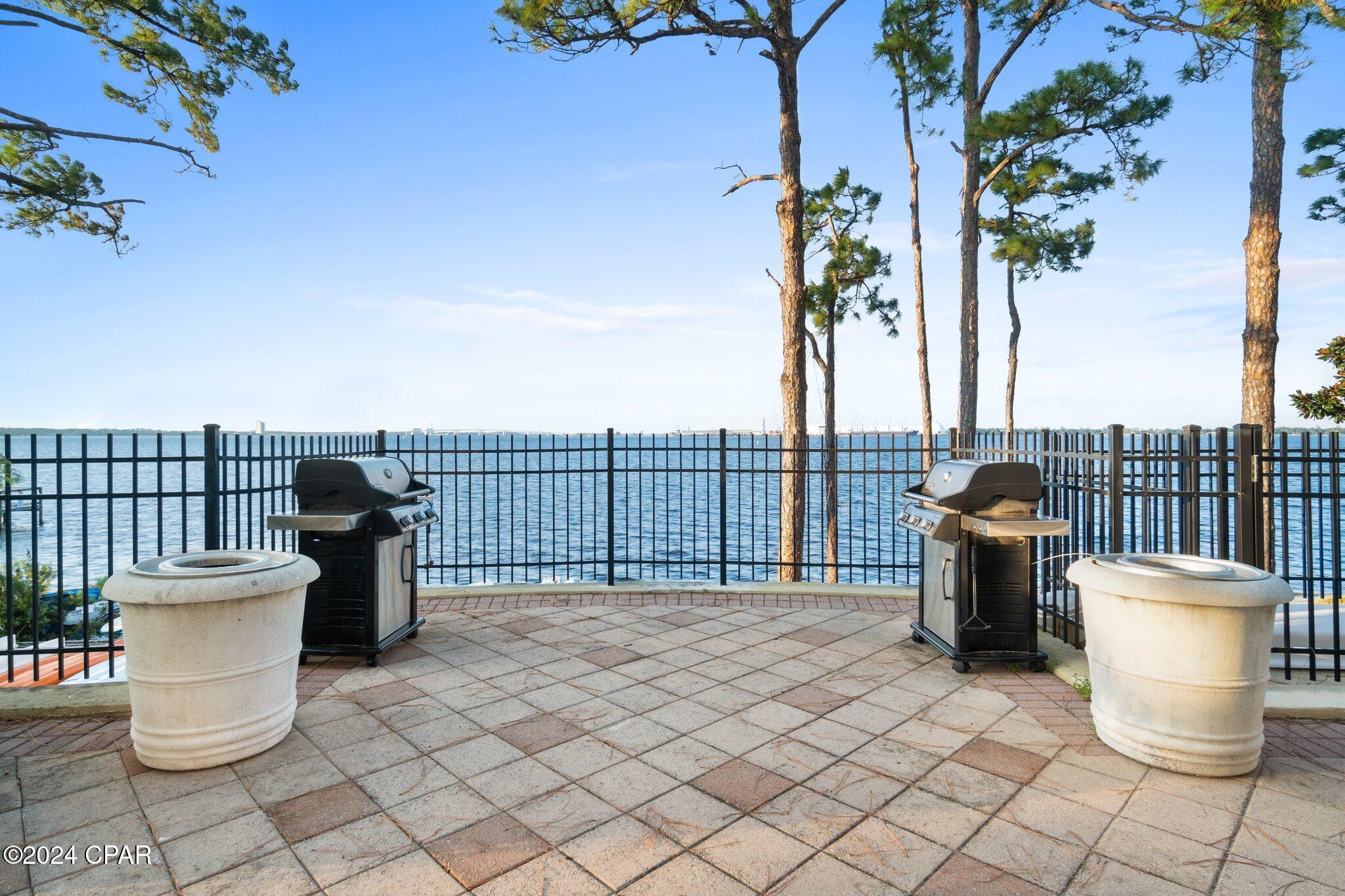 2400 Grandiflora Boulevard 903
