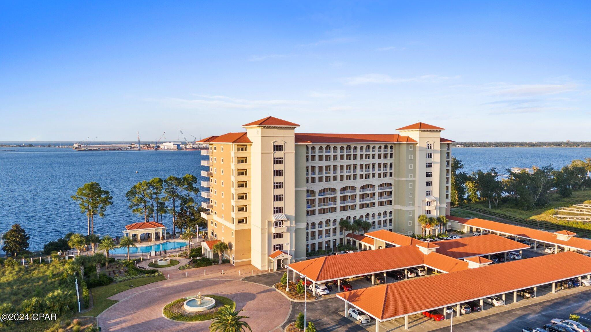 2400 Grandiflora Boulevard 903