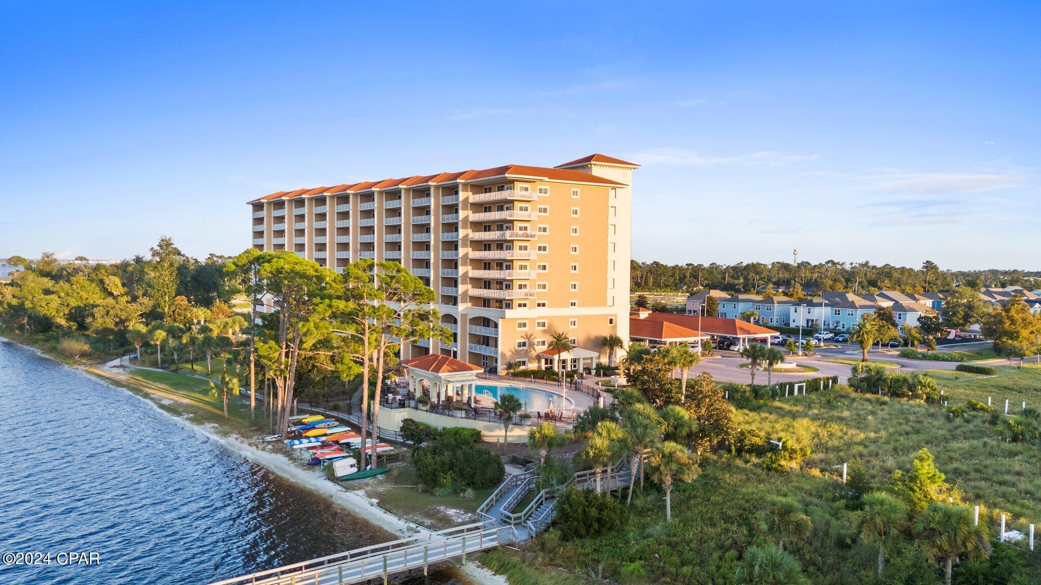 2400 Grandiflora Boulevard 903