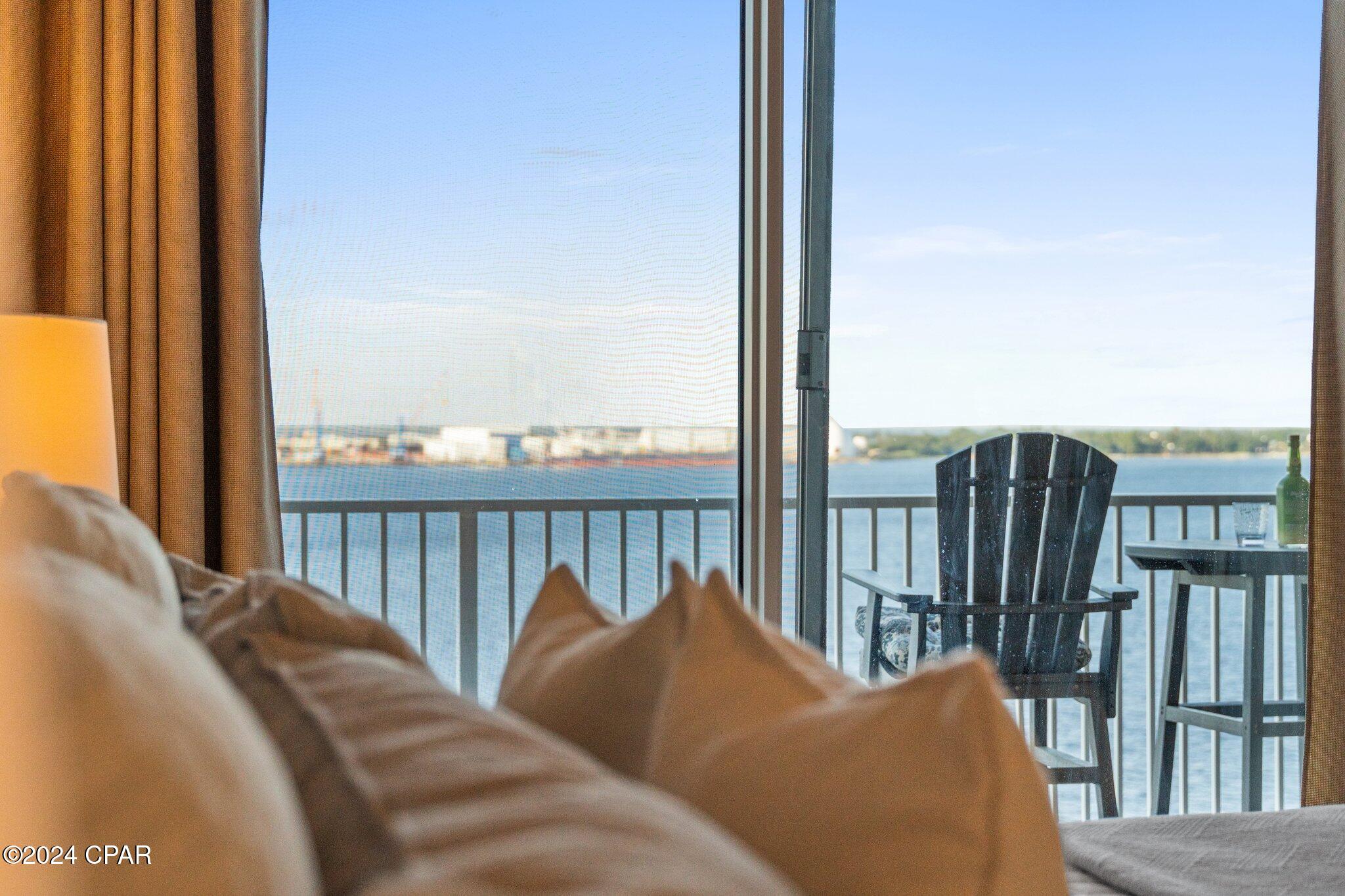 2400 Grandiflora Boulevard 903