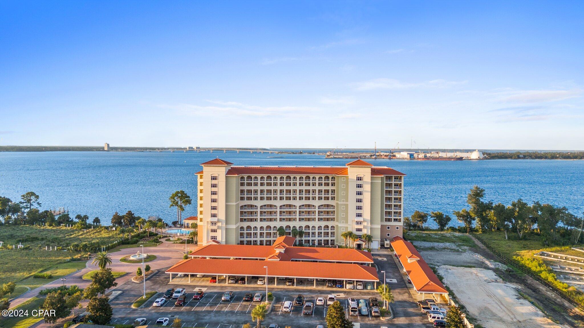 2400 Grandiflora Boulevard 903