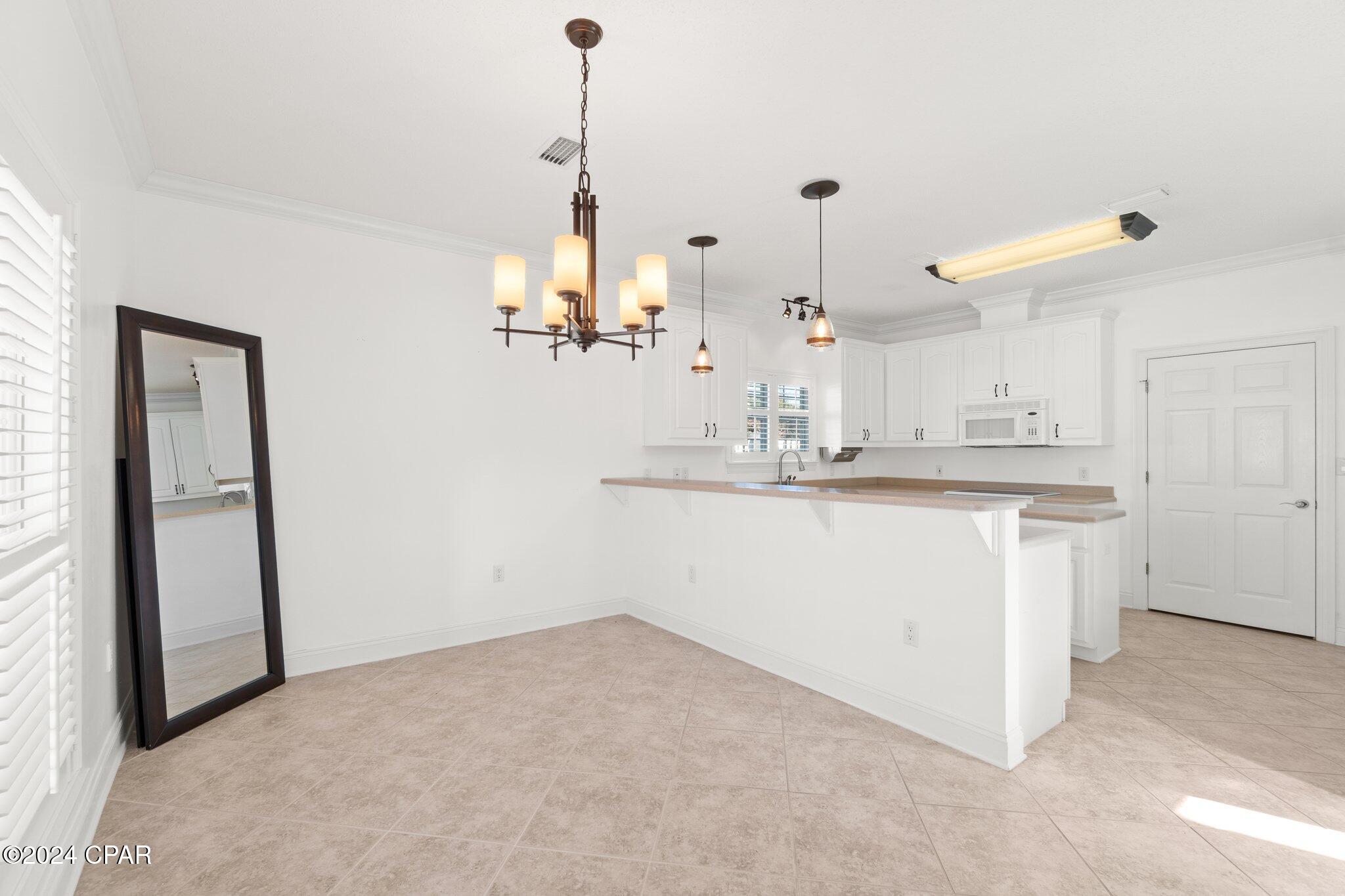 7009 N Lagoon Drive 102