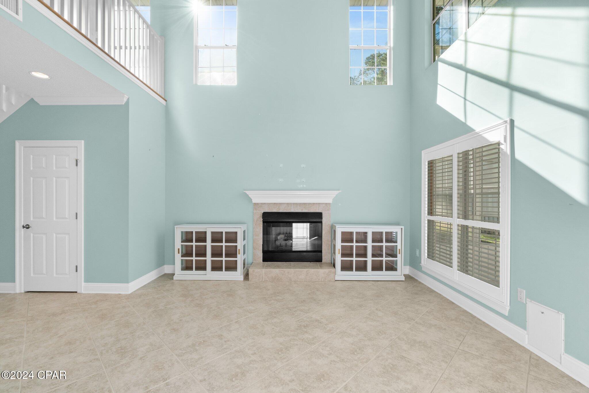 7009 N Lagoon Drive 102
