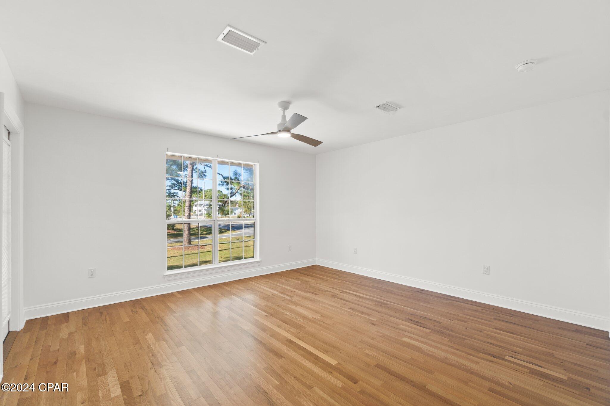 7009 N Lagoon Drive 102