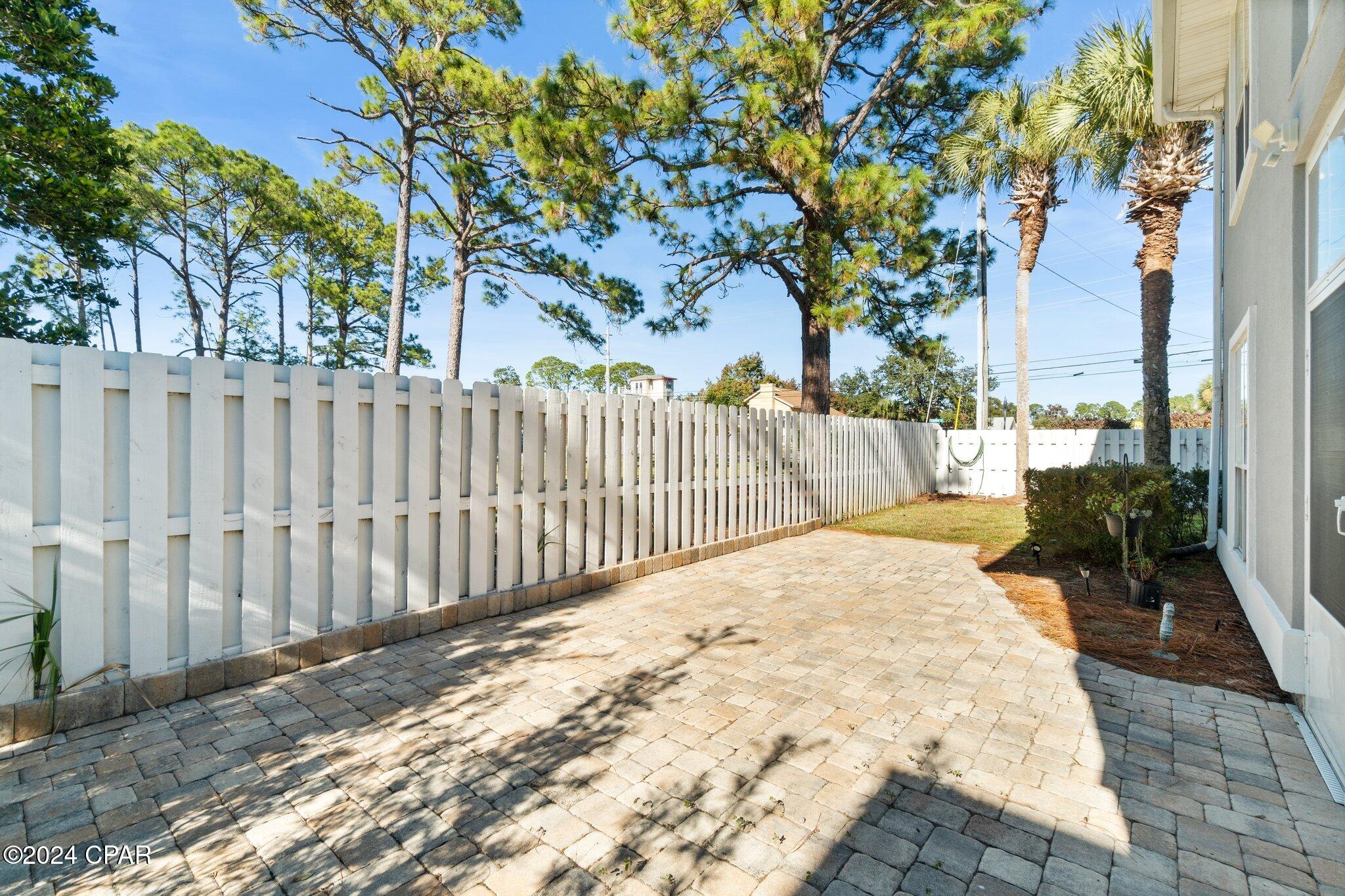 7009 N Lagoon Drive 102