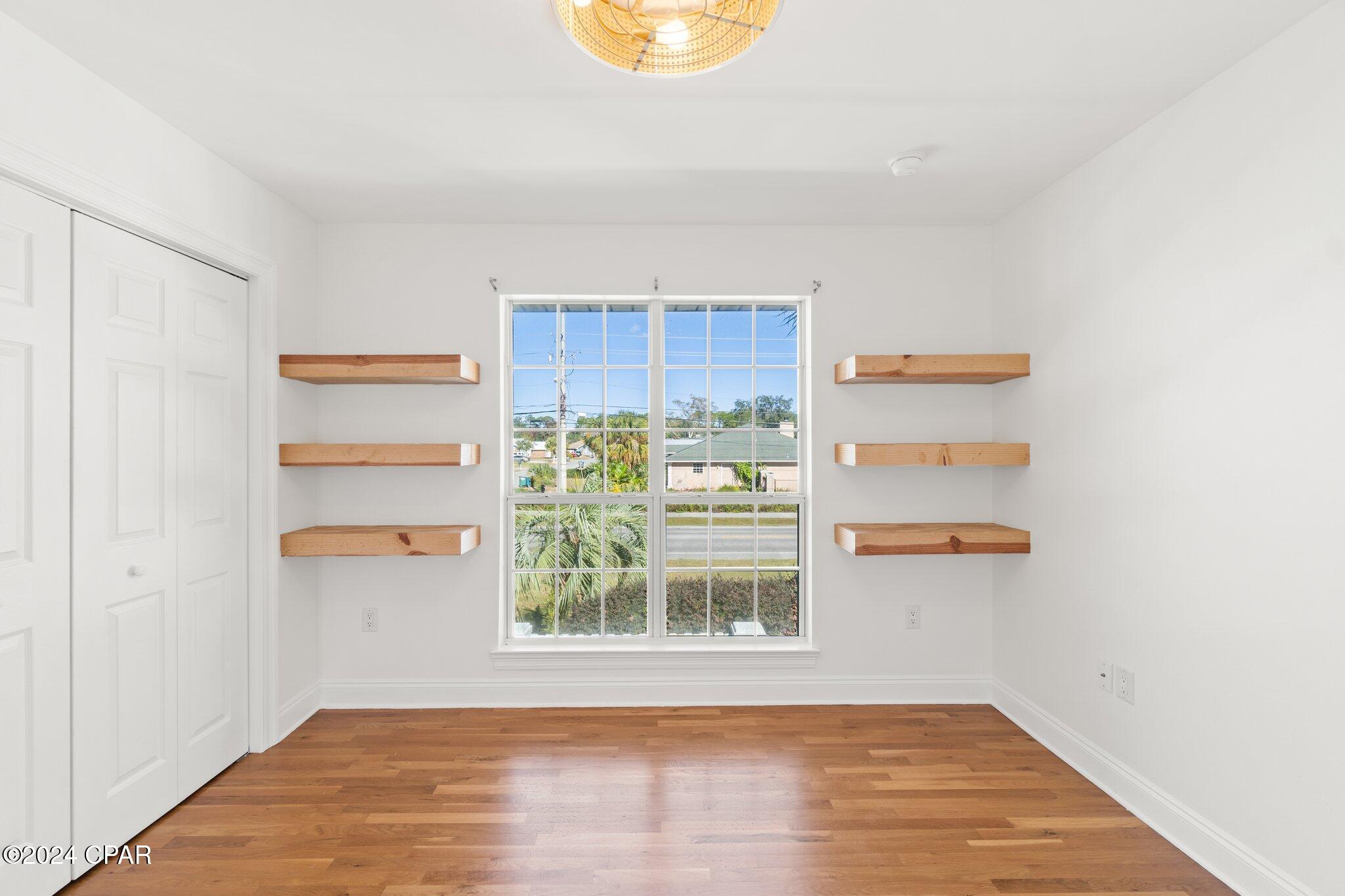 7009 N Lagoon Drive 102