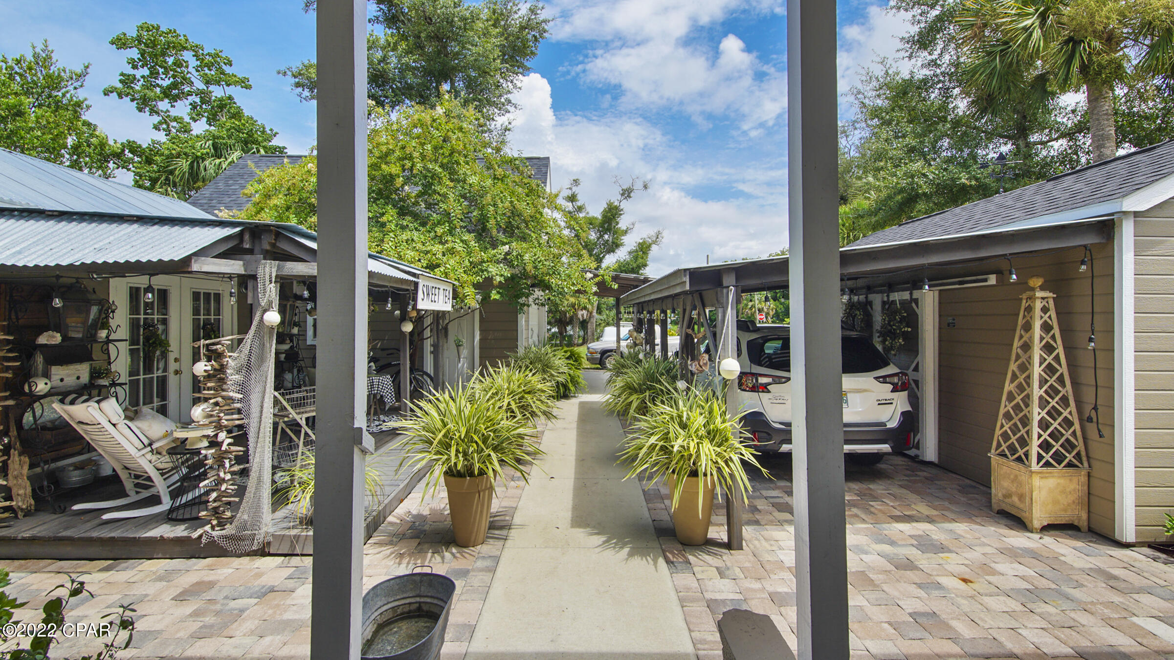 2500 W 9th Street