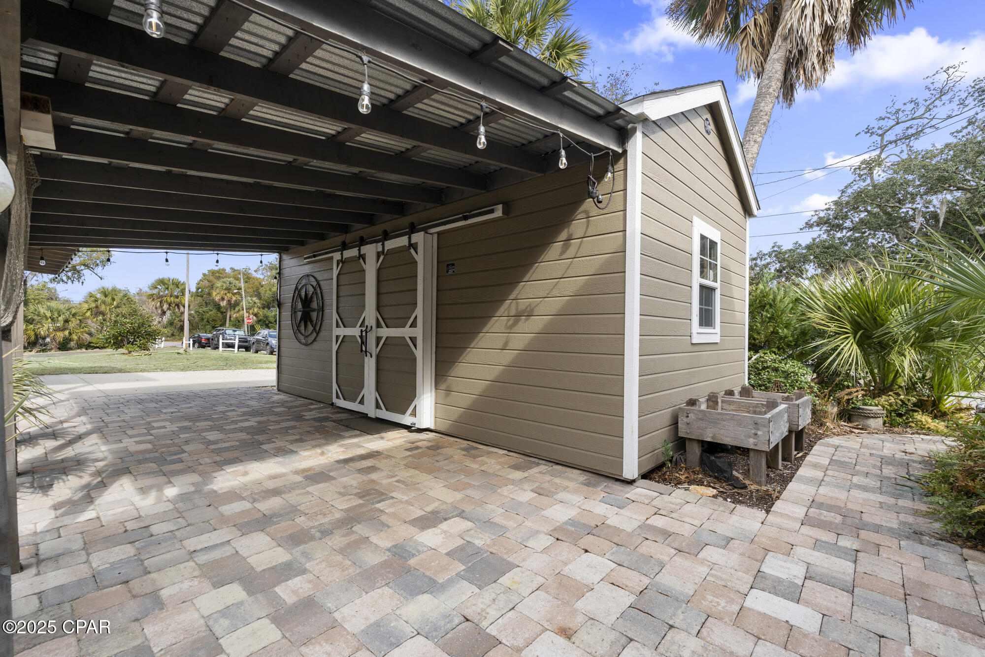2500 W 9th Street