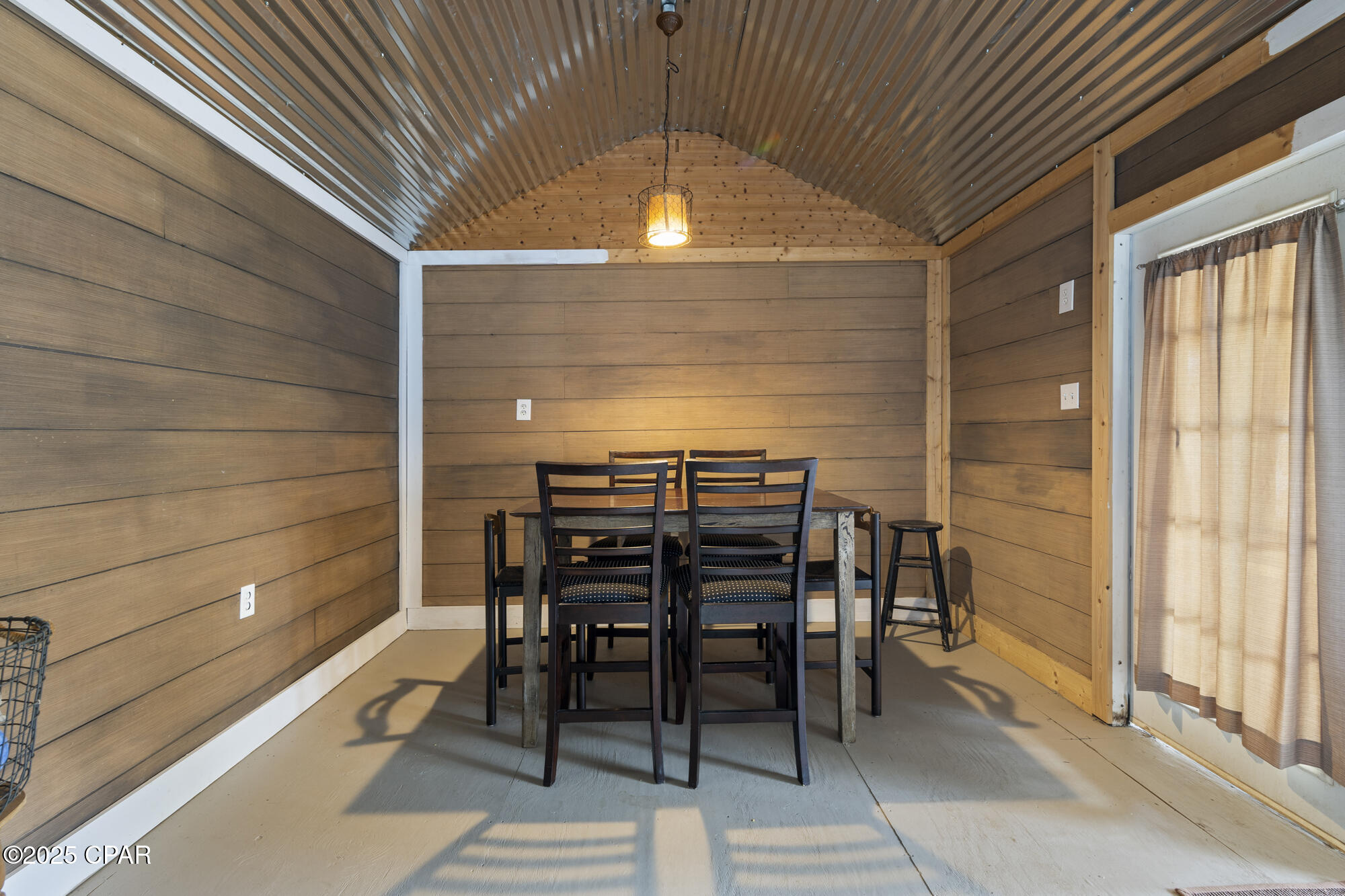 2500 W 9th Street