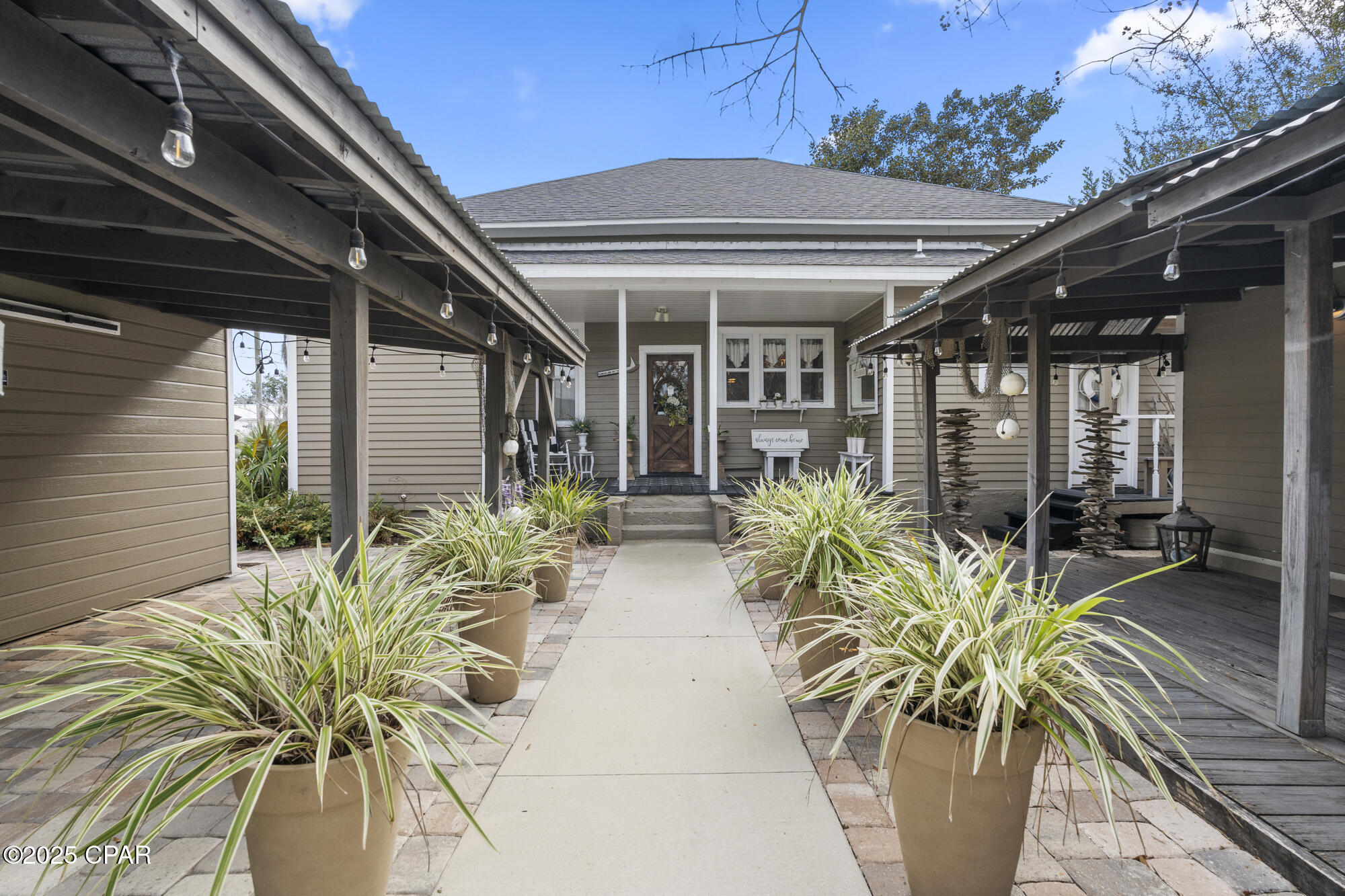 2500 W 9th Street