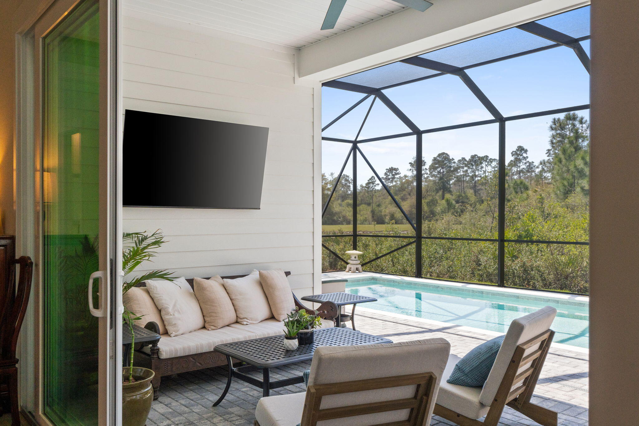 917 Camp Fire Circle