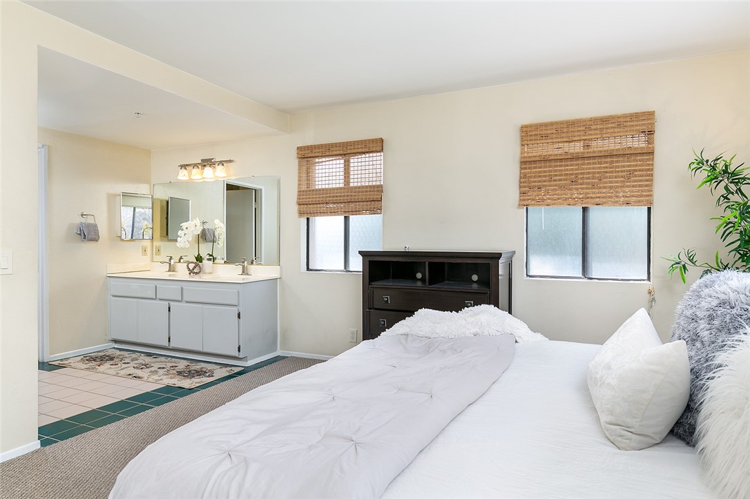 521 W Duarte Road Unit: A