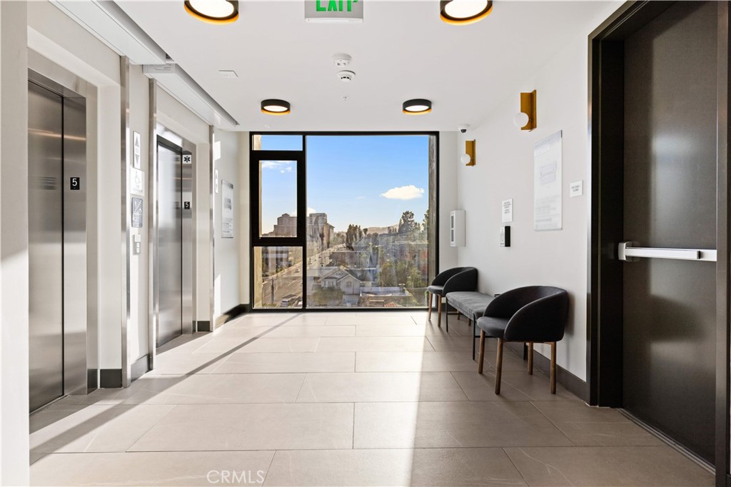 709 E Walnut Street 227