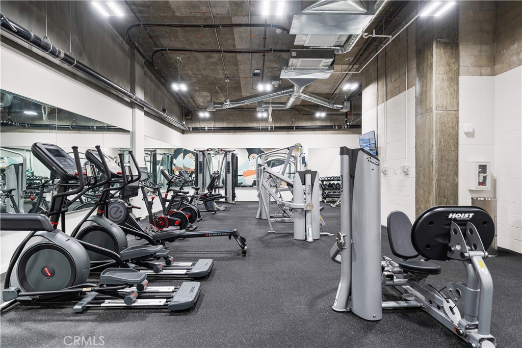 709 E Walnut Street 315