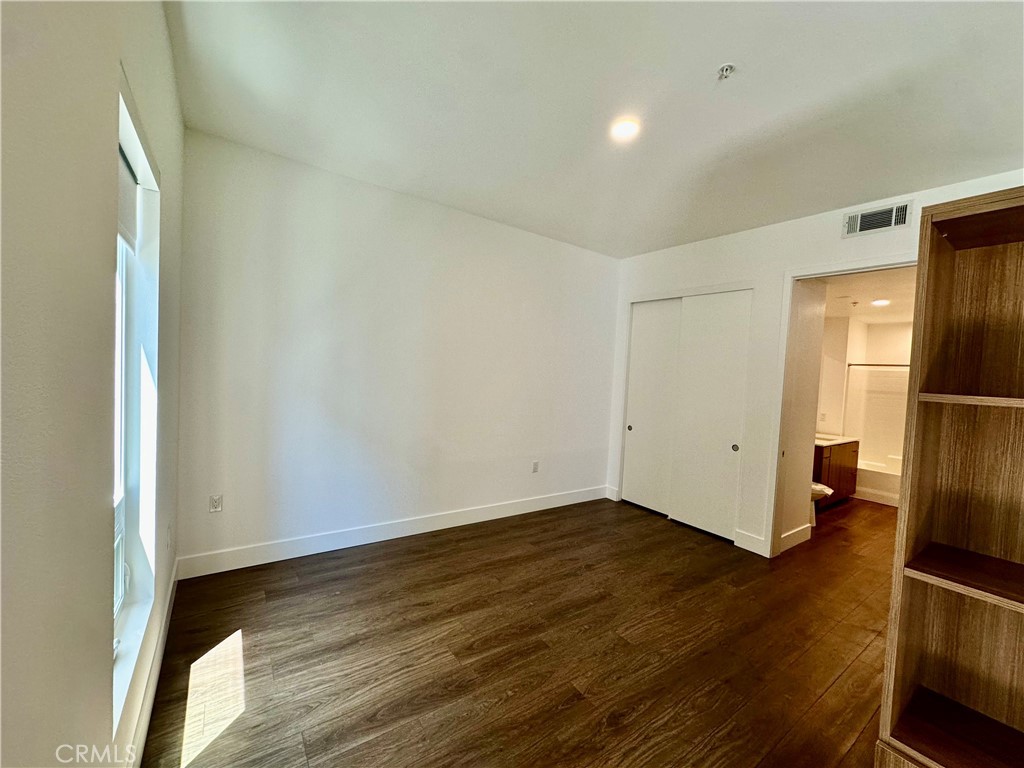 709 Walnut
