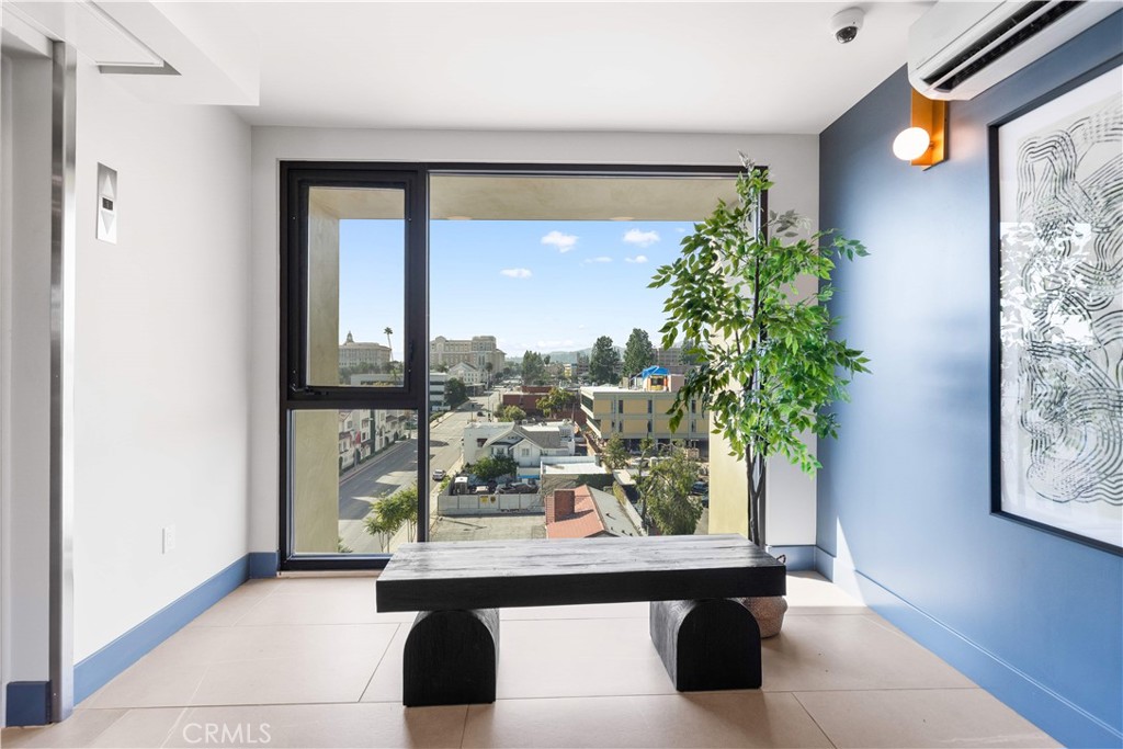 218 N El Molino Avenue 207