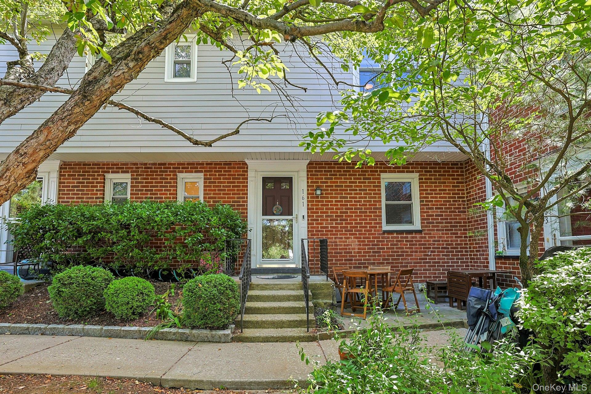 161 Charter Circle Unit: 161