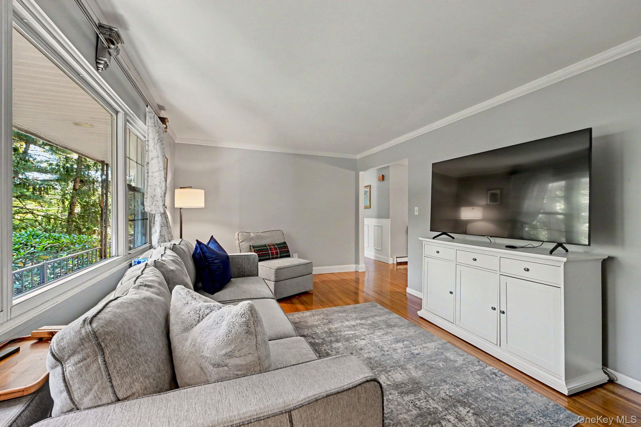 3235 Lincoln Drive