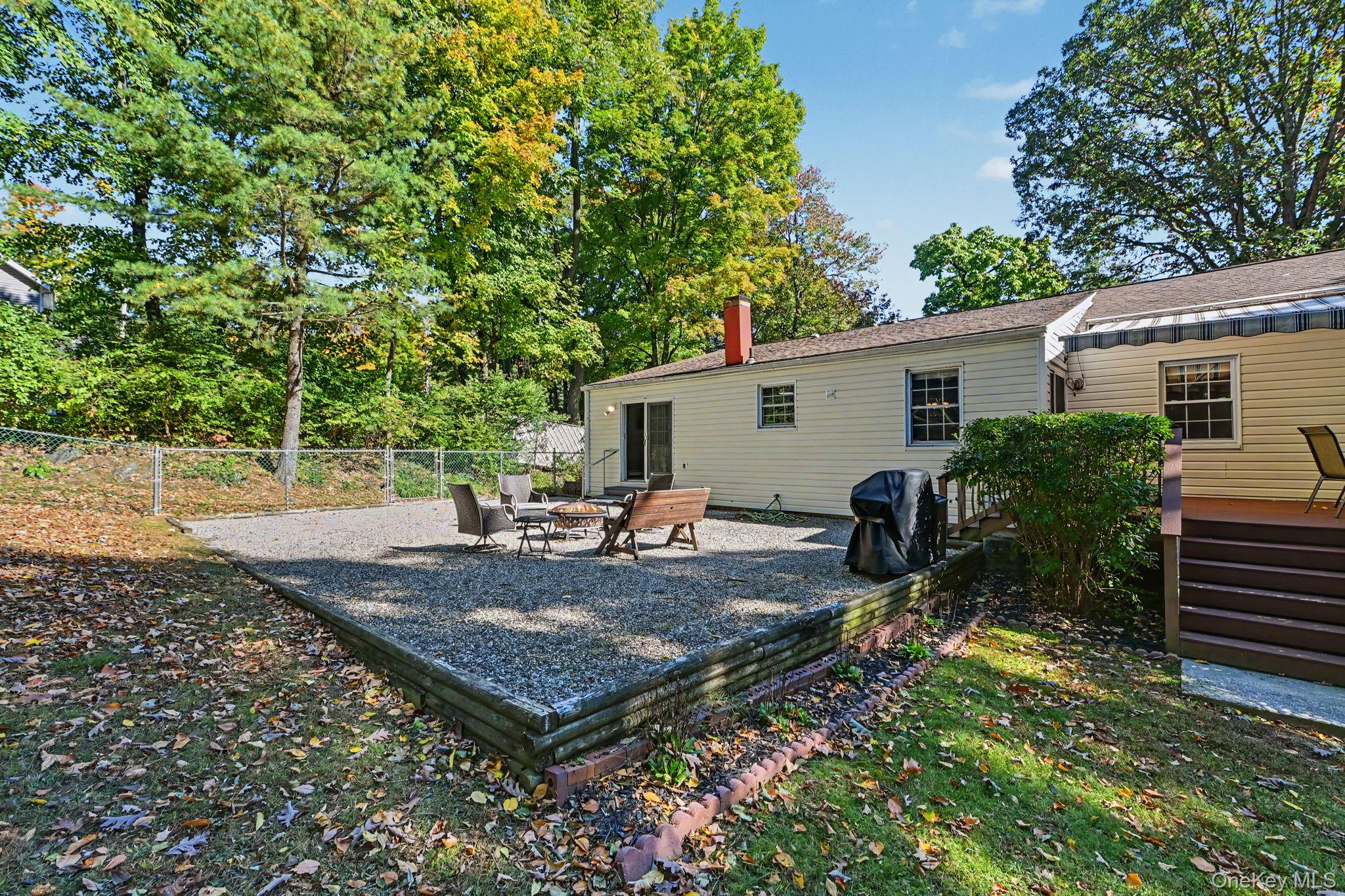 3235 Lincoln Drive
