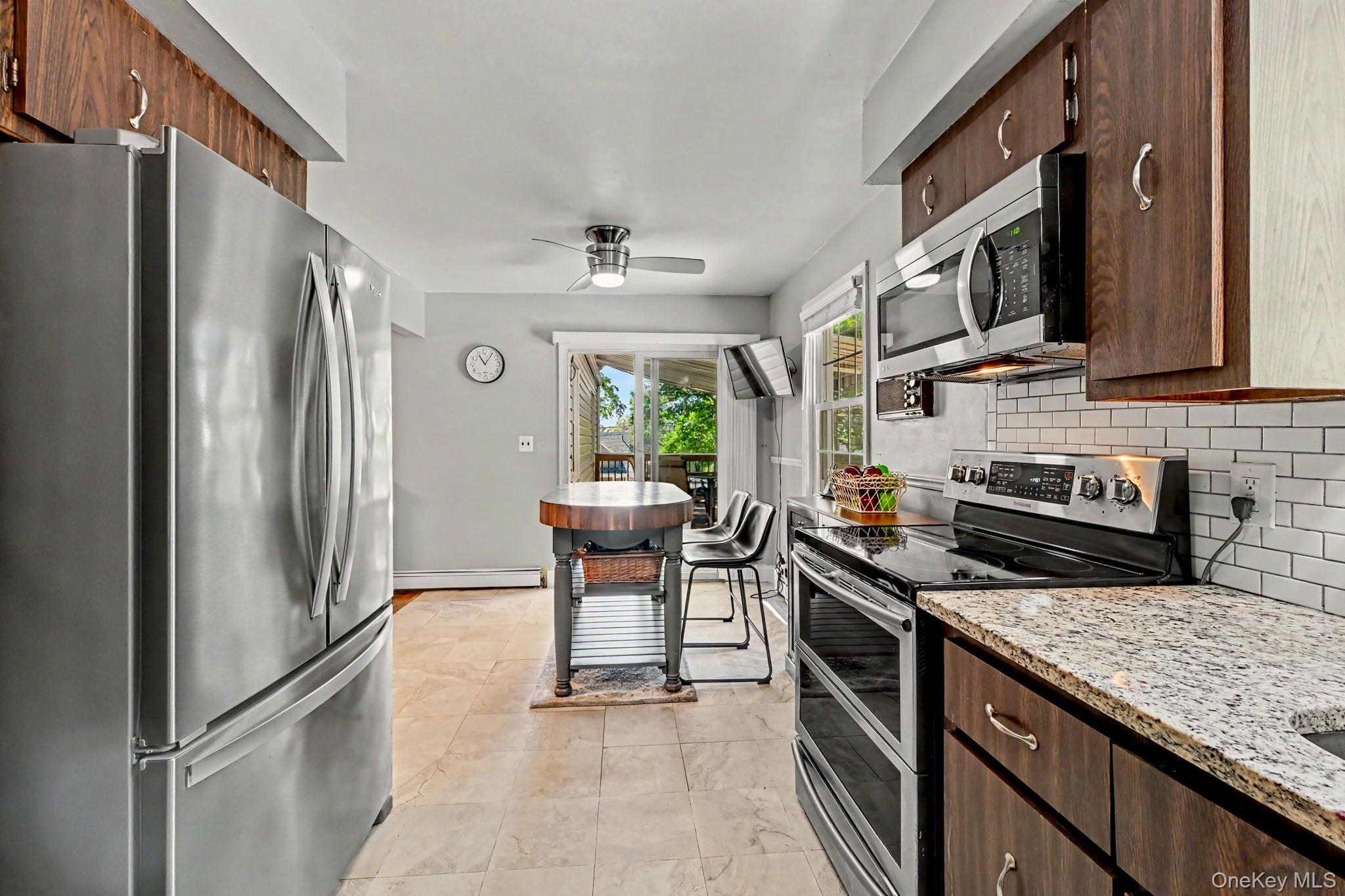 3235 Lincoln Drive