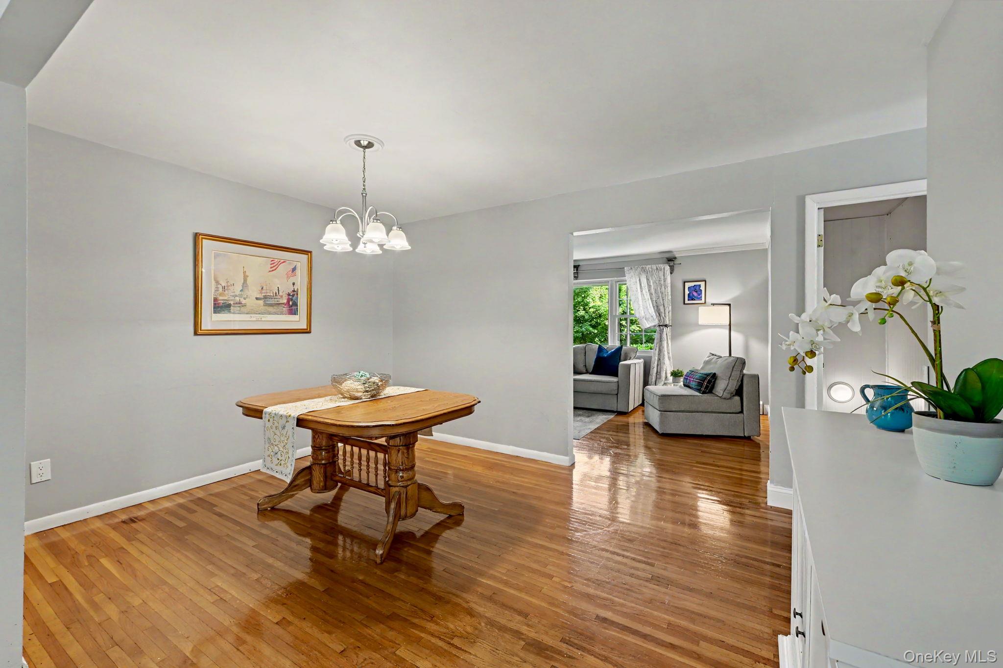 3235 Lincoln Drive