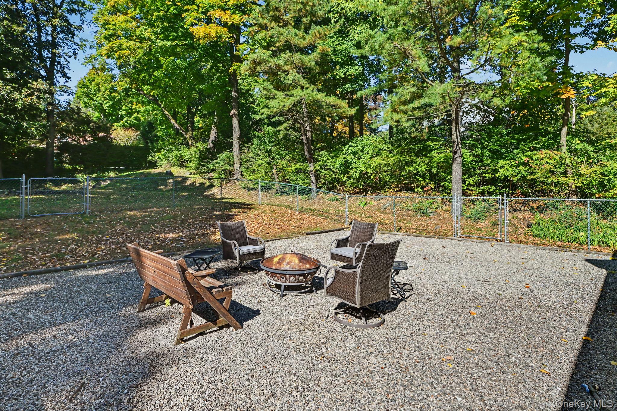 3235 Lincoln Drive